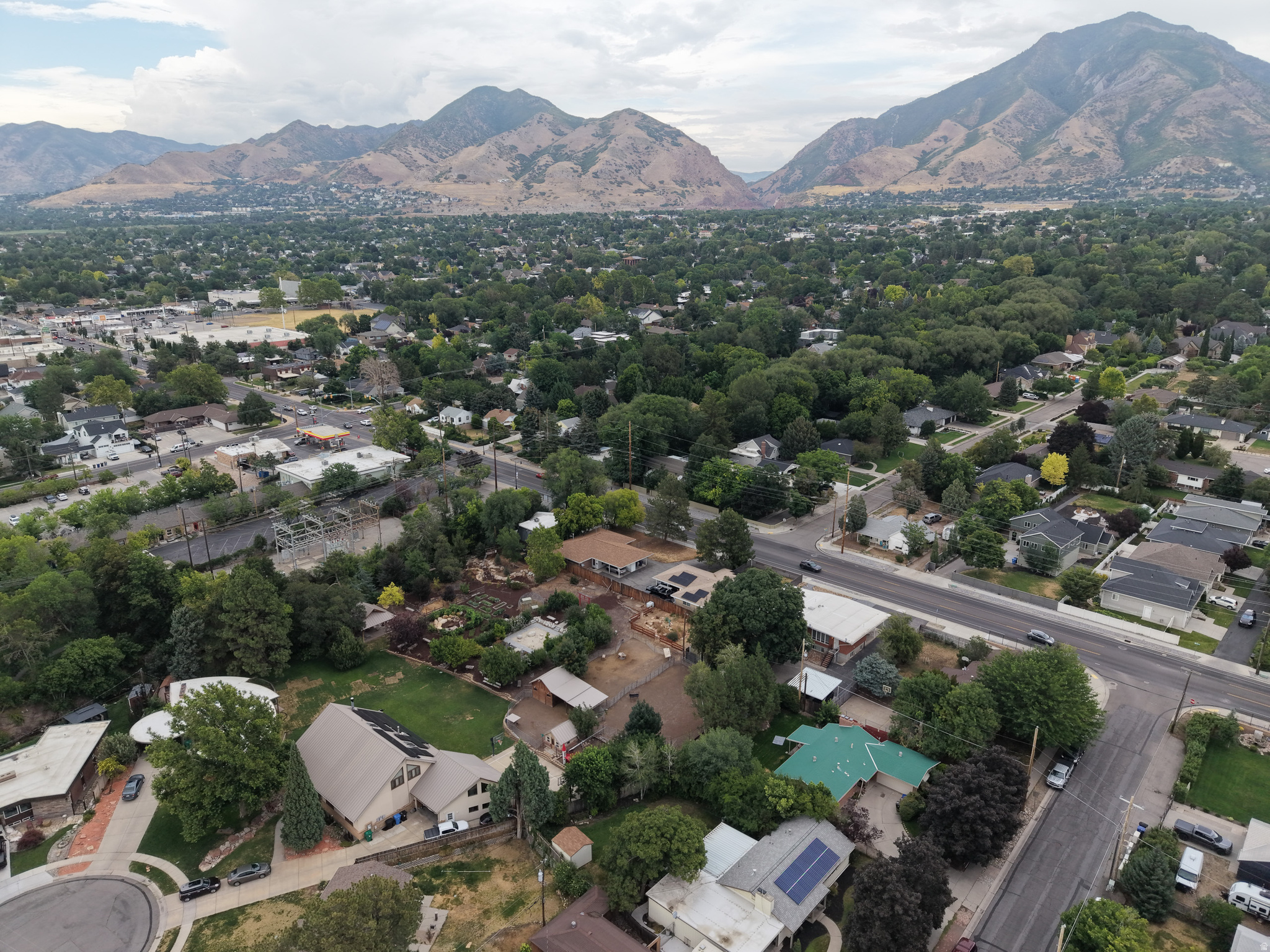 main property photo 41