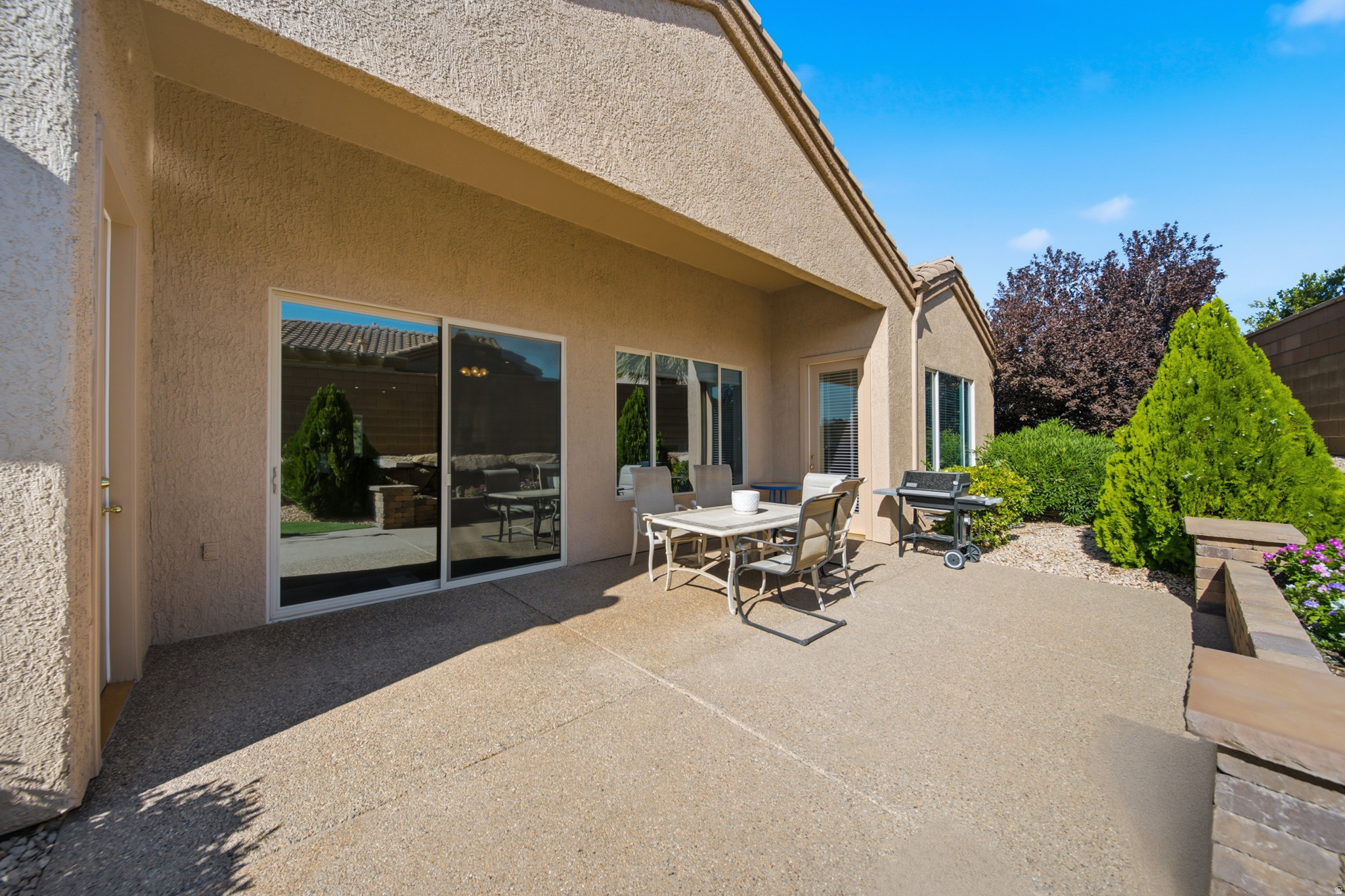 main property photo 49