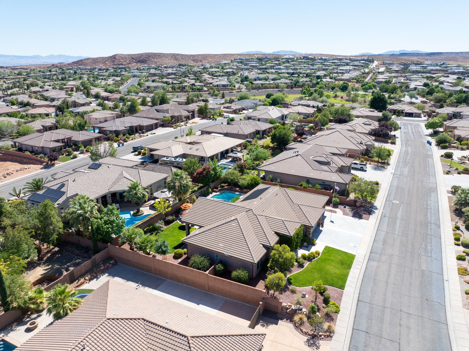 main property photo 47