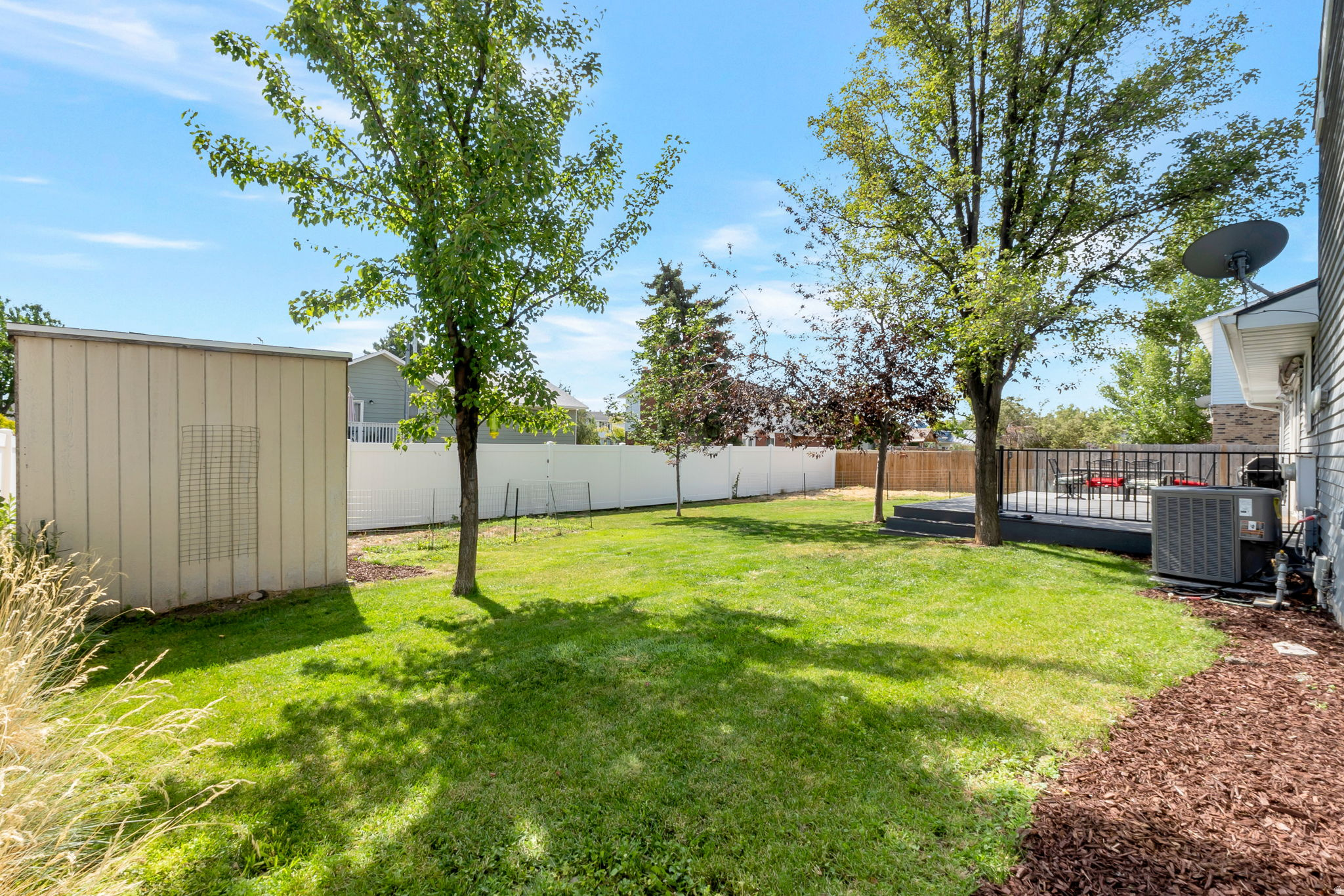 main property photo 19