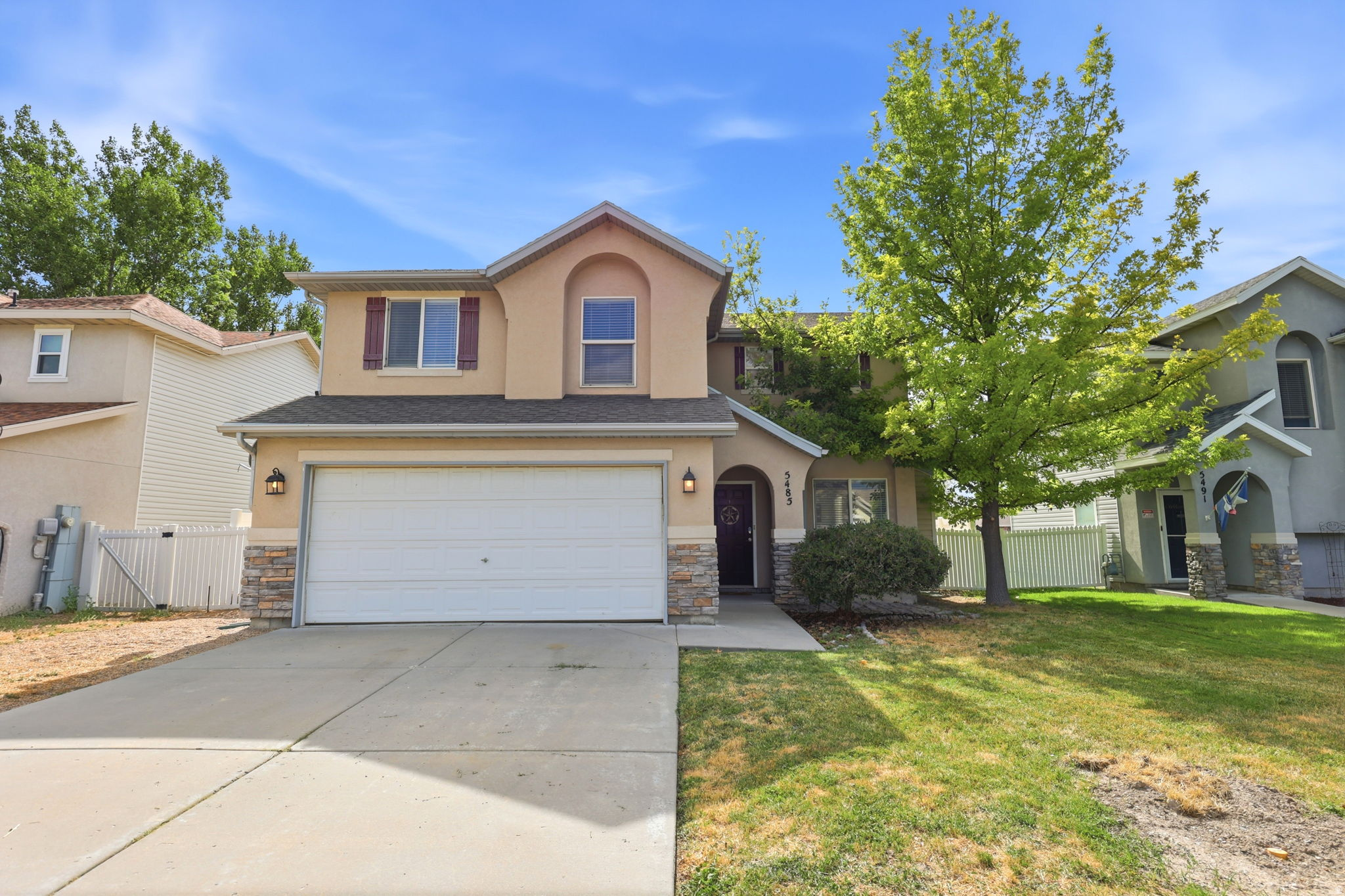 main property photo 9
