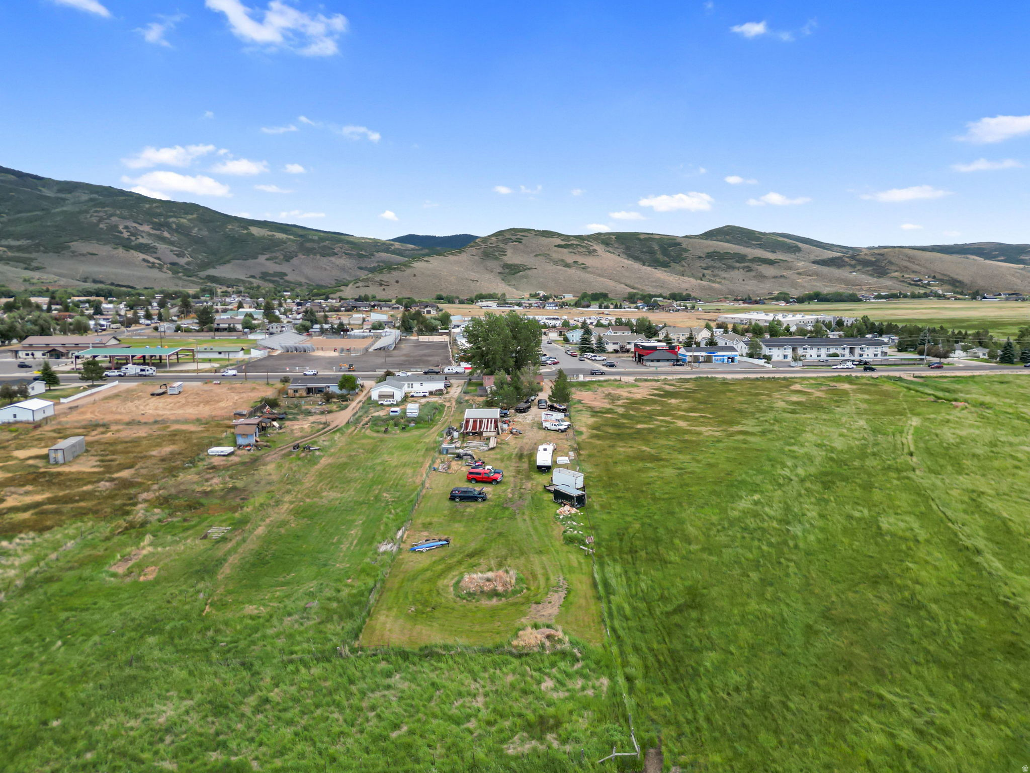 main property photo 18