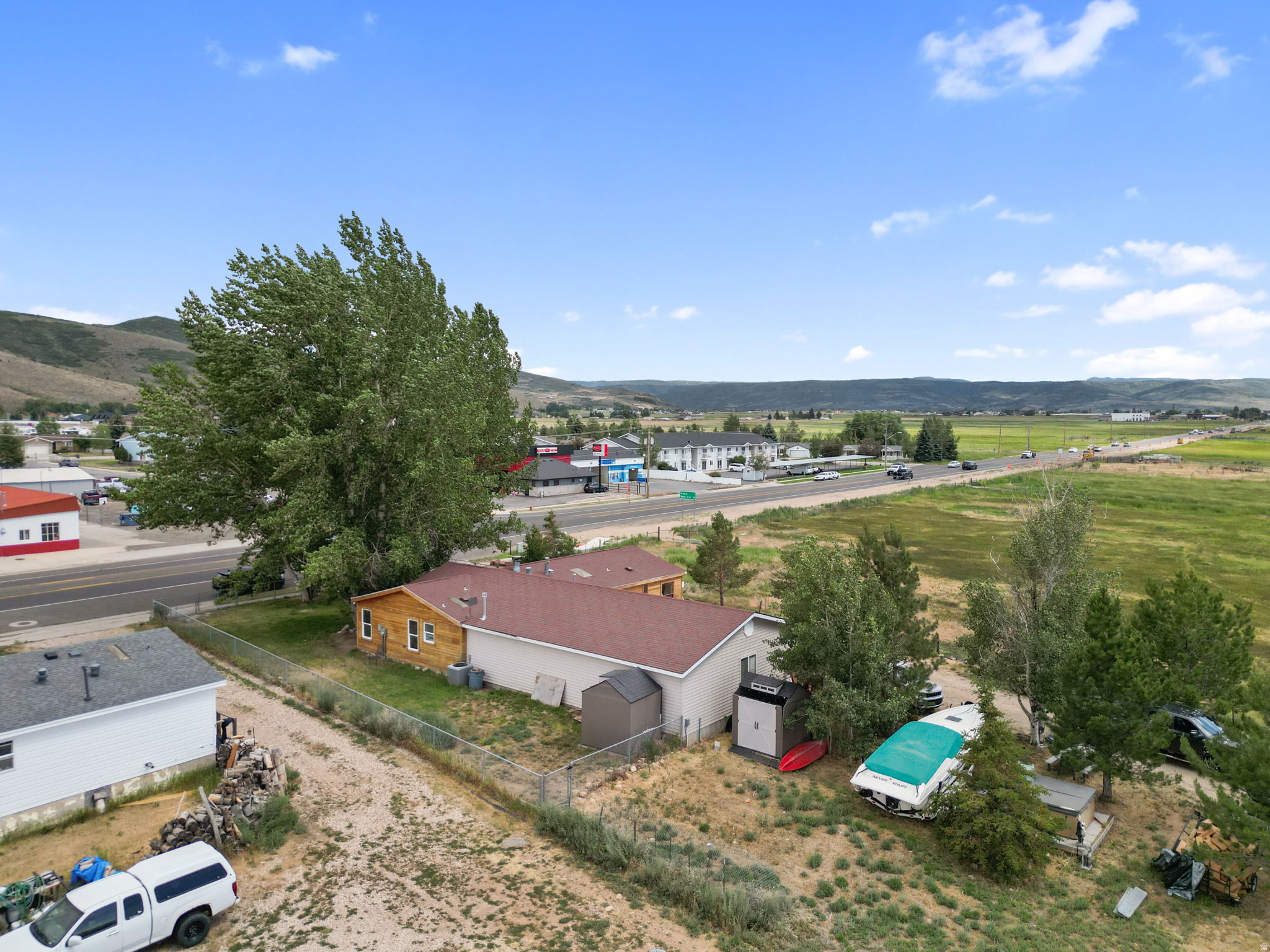 main property photo 20