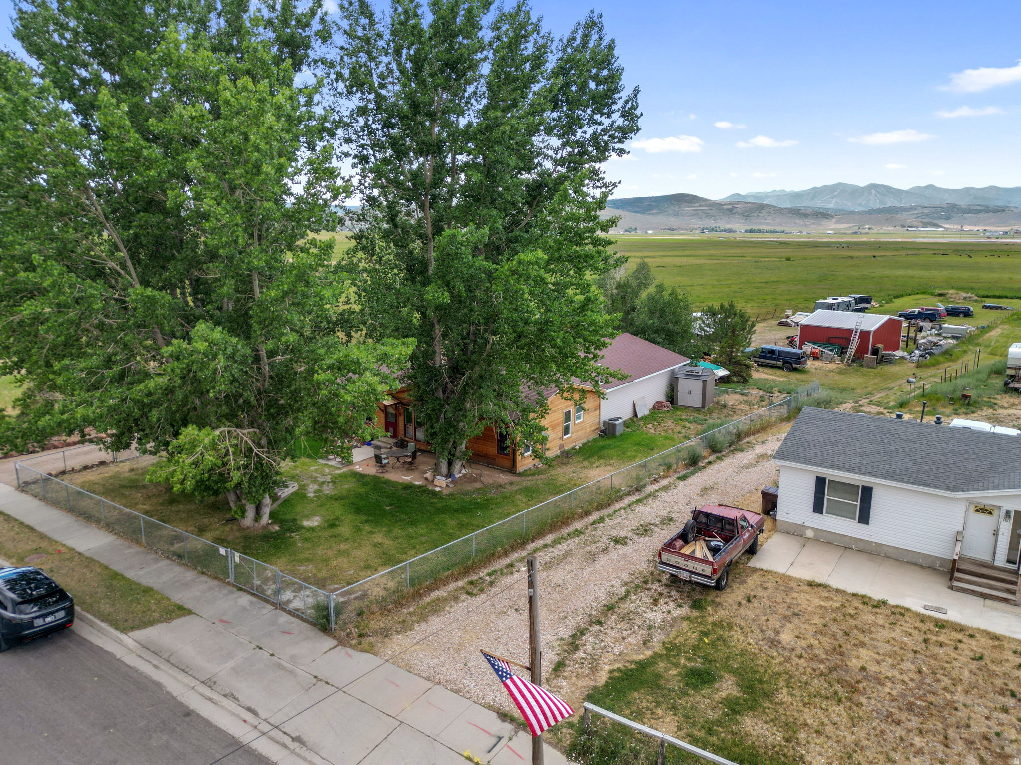 main property photo 24