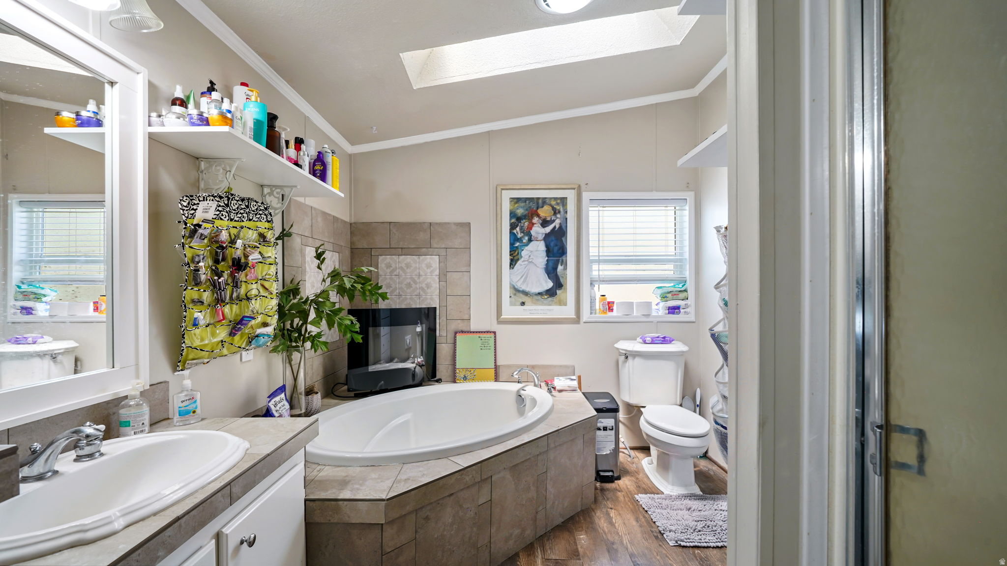 main property photo 6