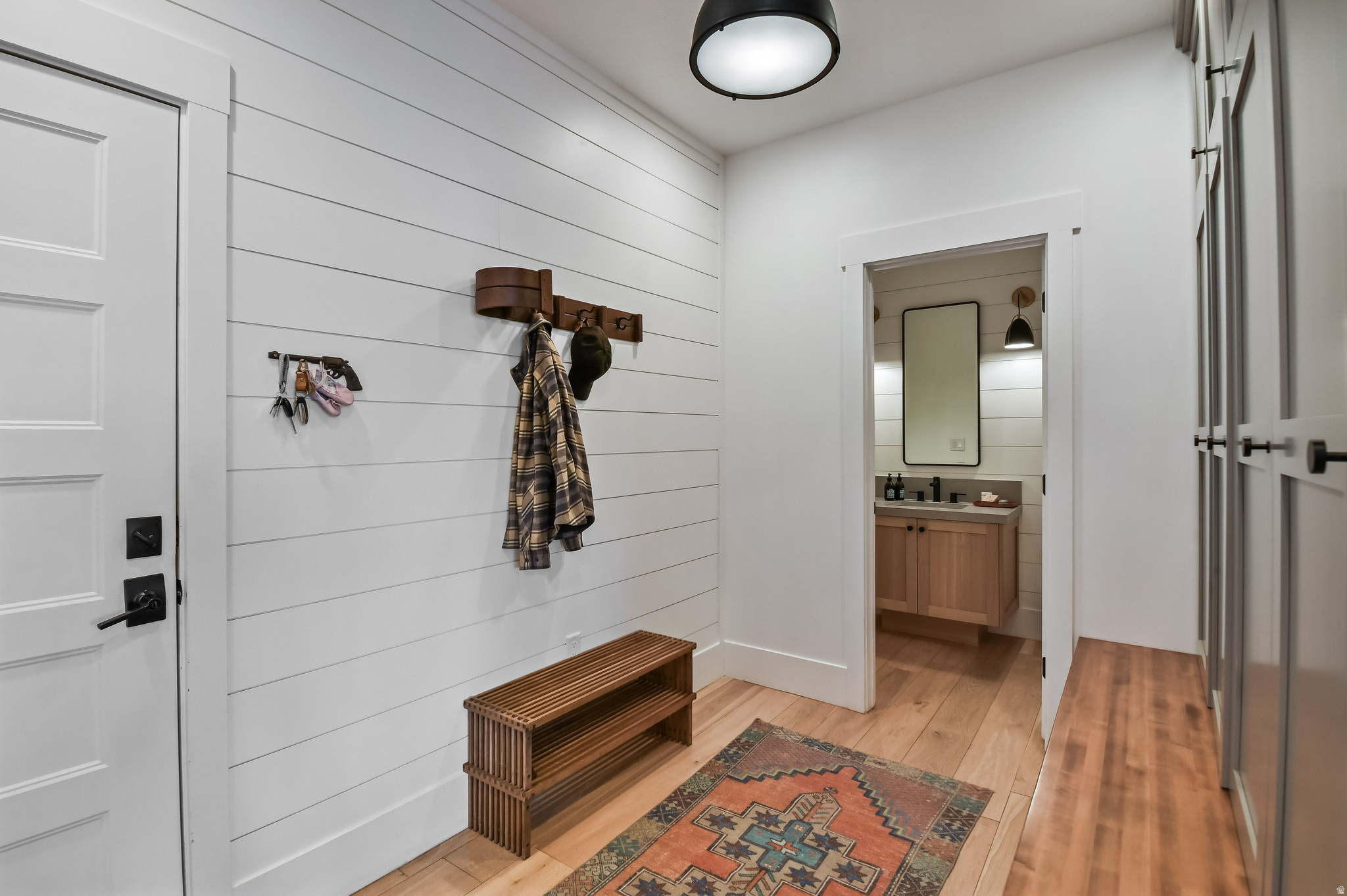 main property photo 16
