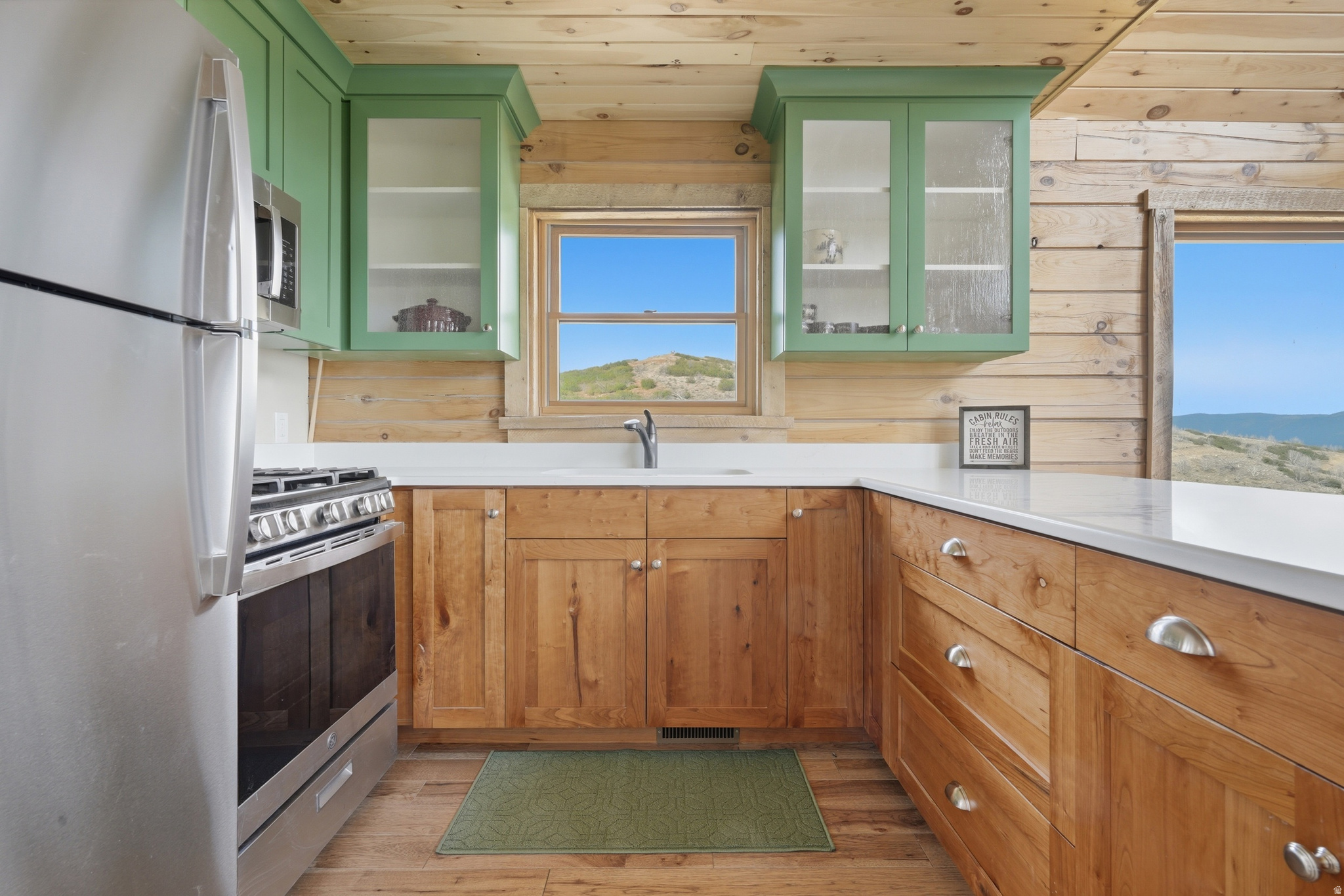 main property photo 6