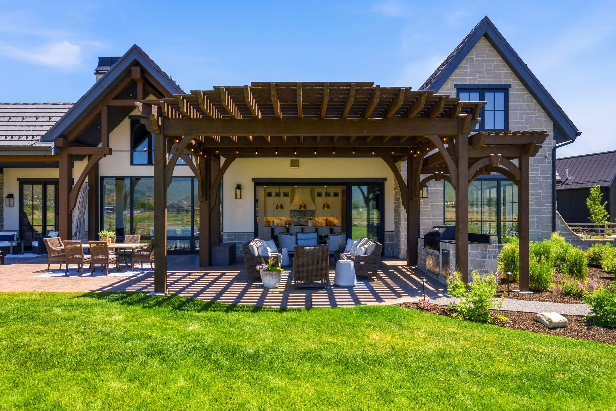 main property photo 70