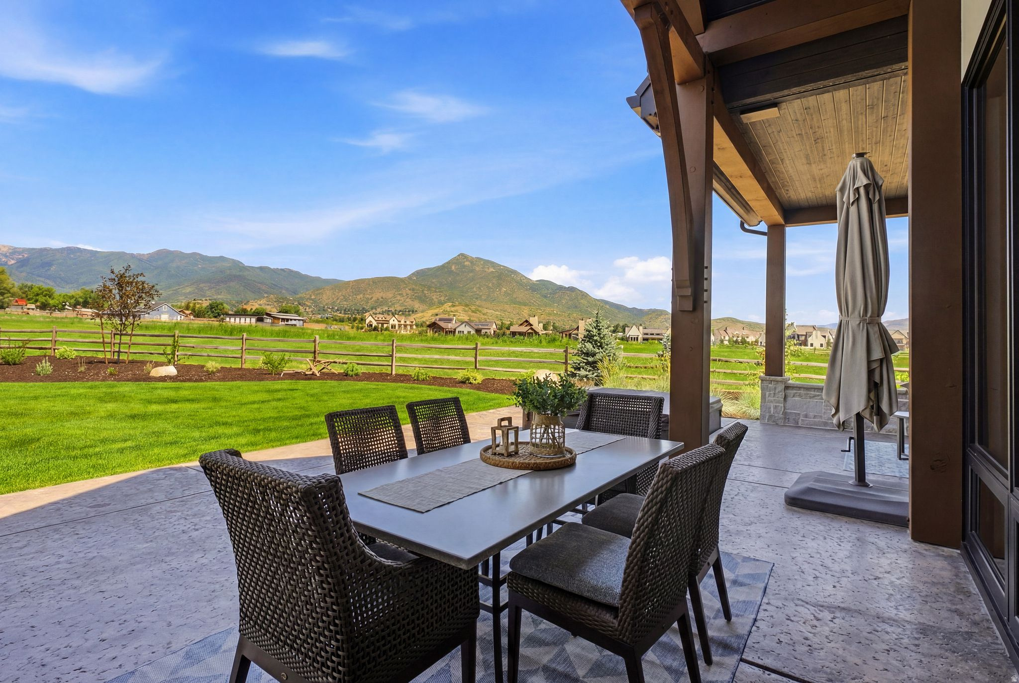 main property photo 88