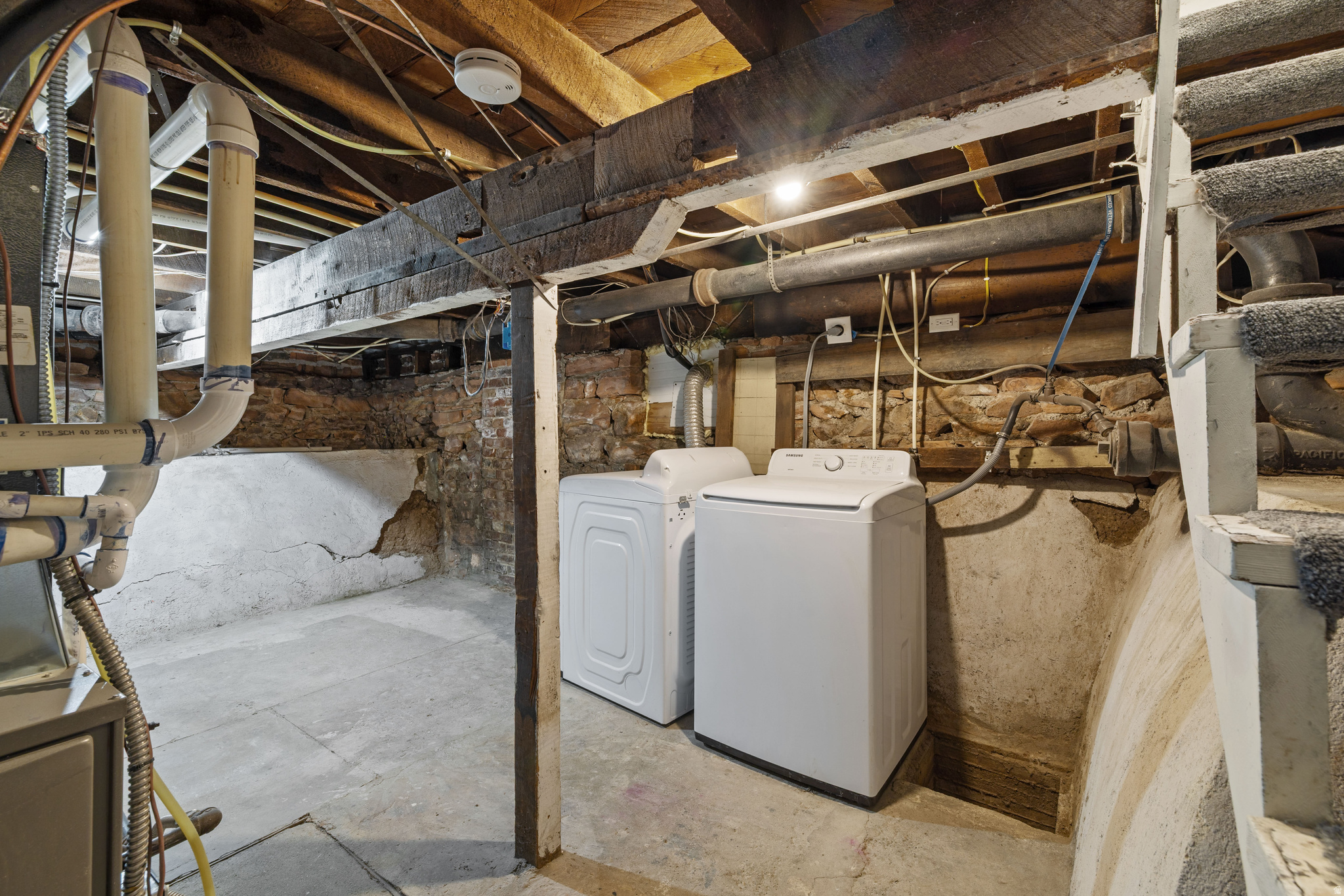 main property photo 20