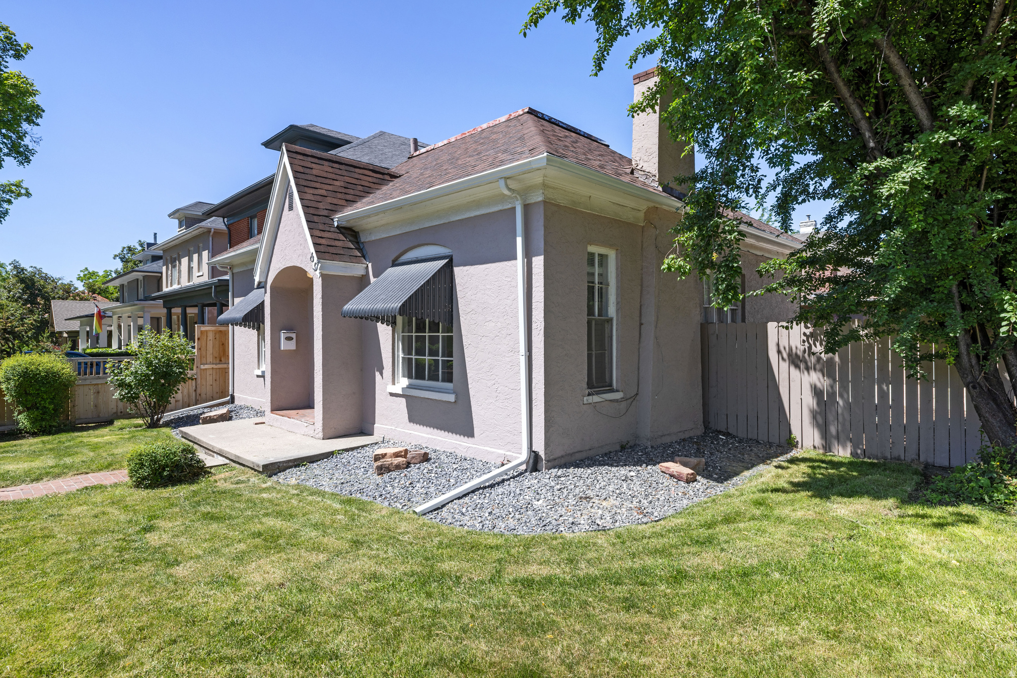 main property photo 3