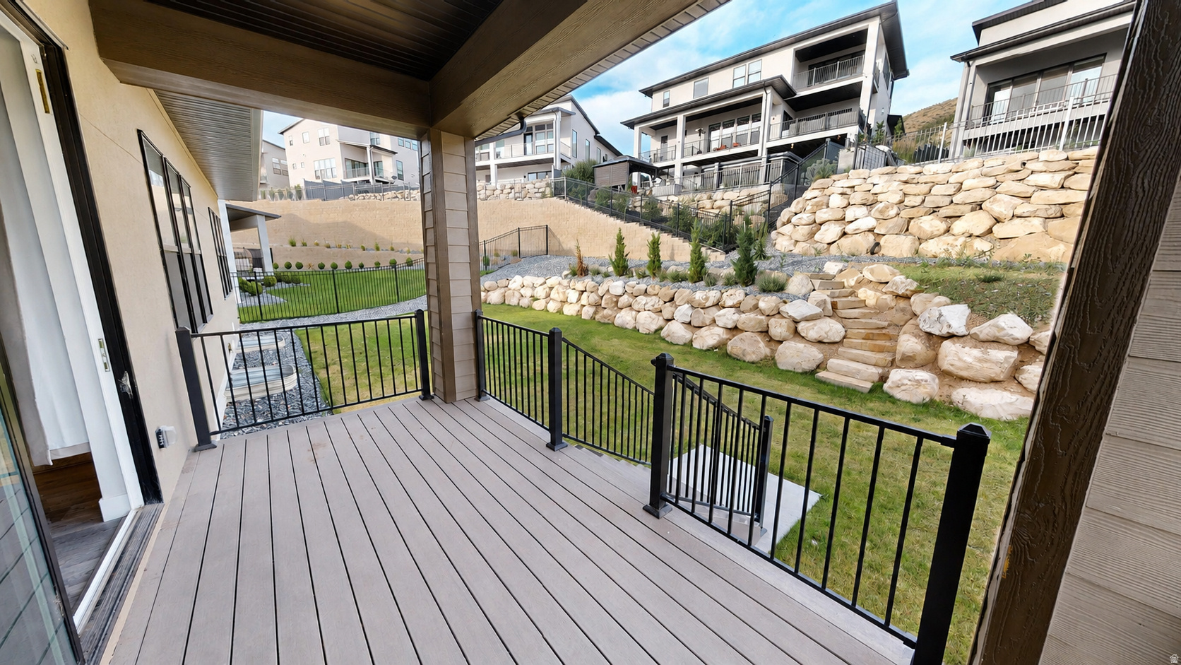 main property photo 29