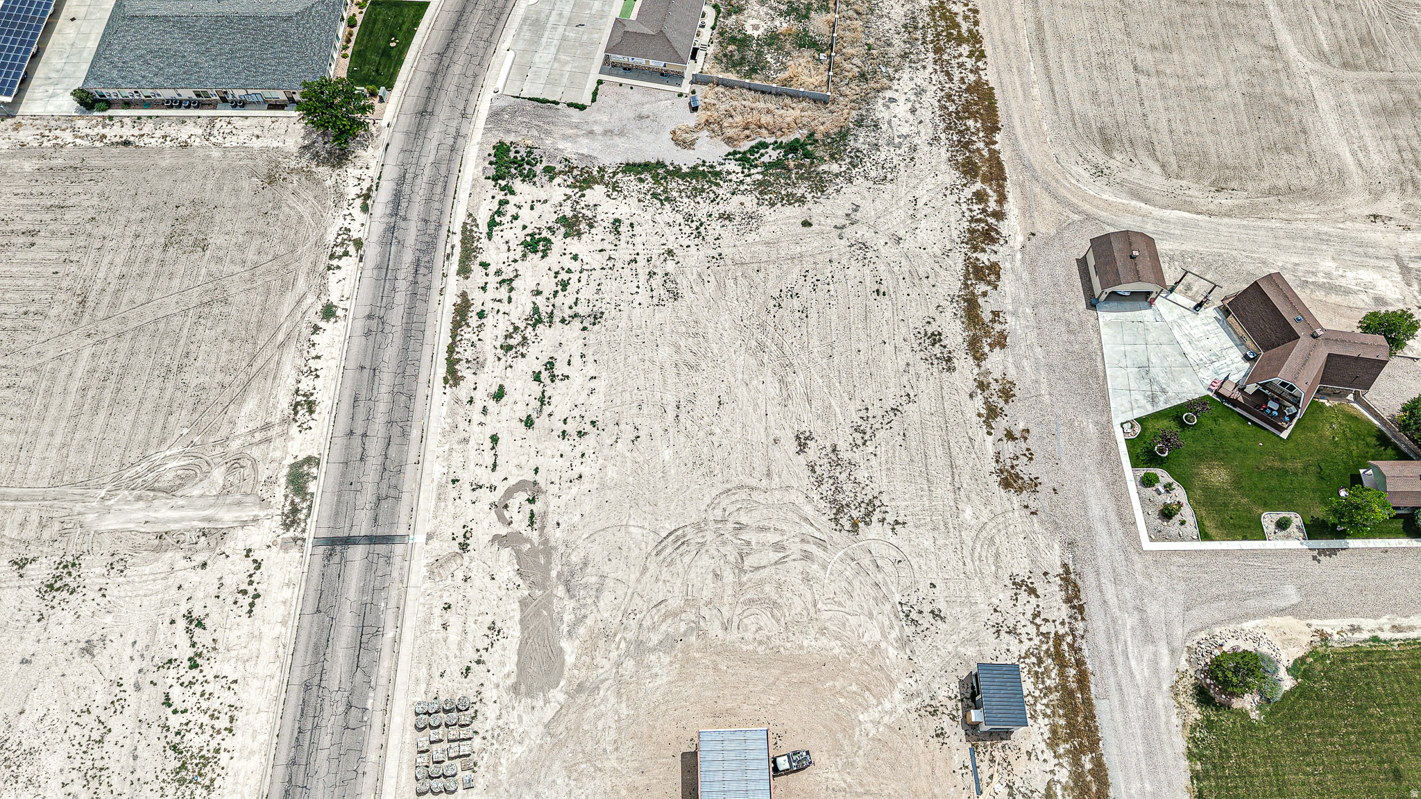 main property photo 16