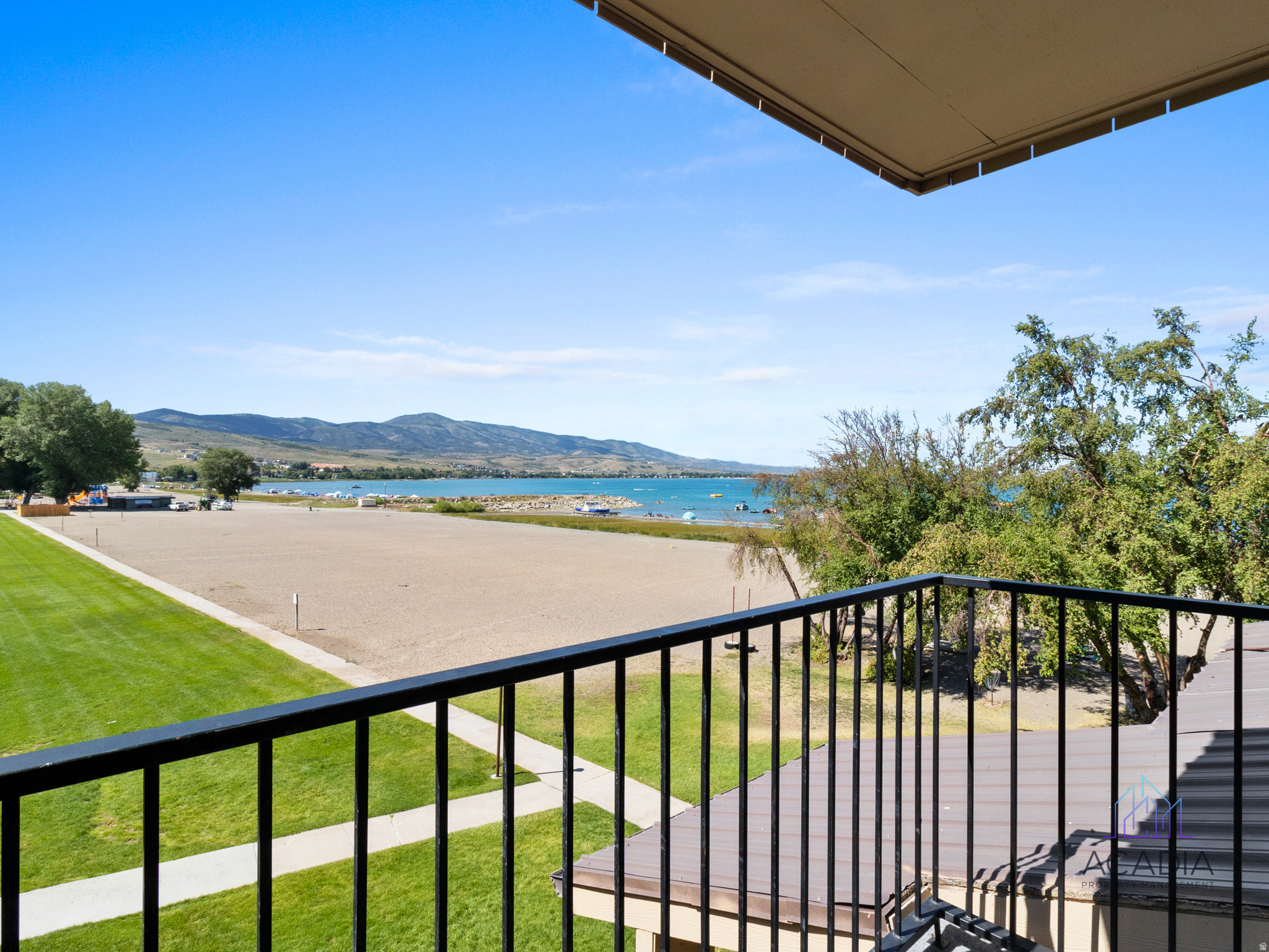 main property photo 27