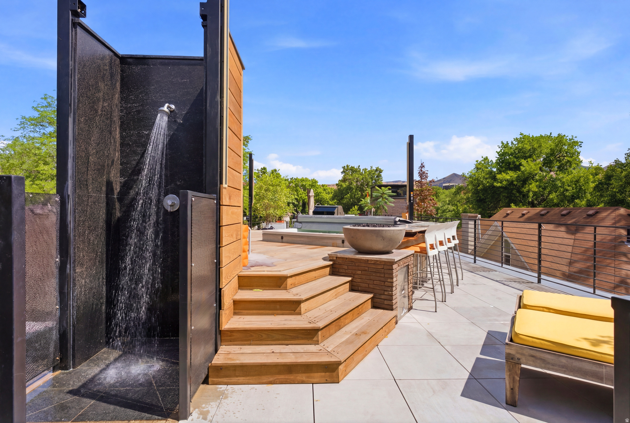 main property photo 58