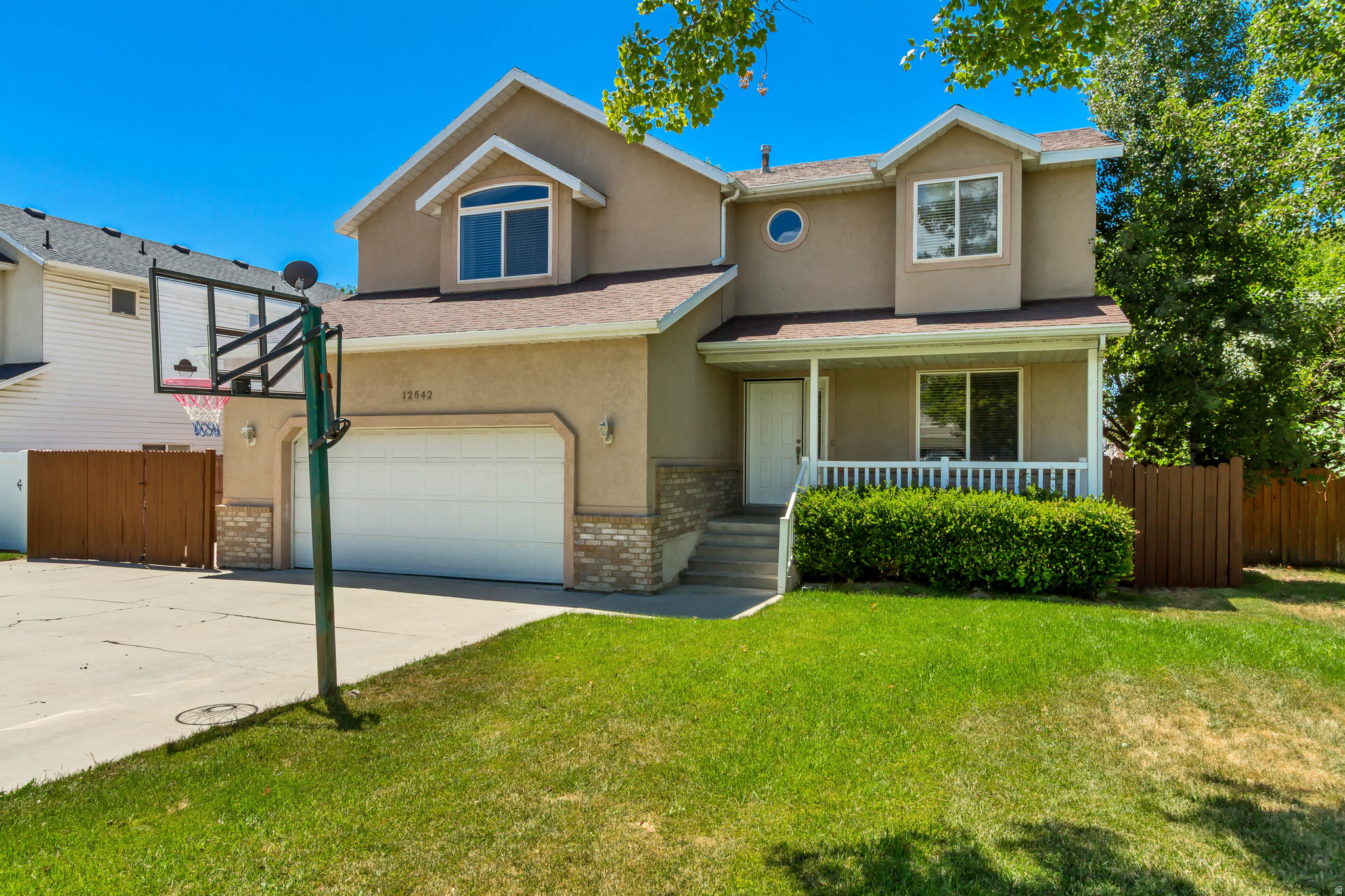main property photo 47