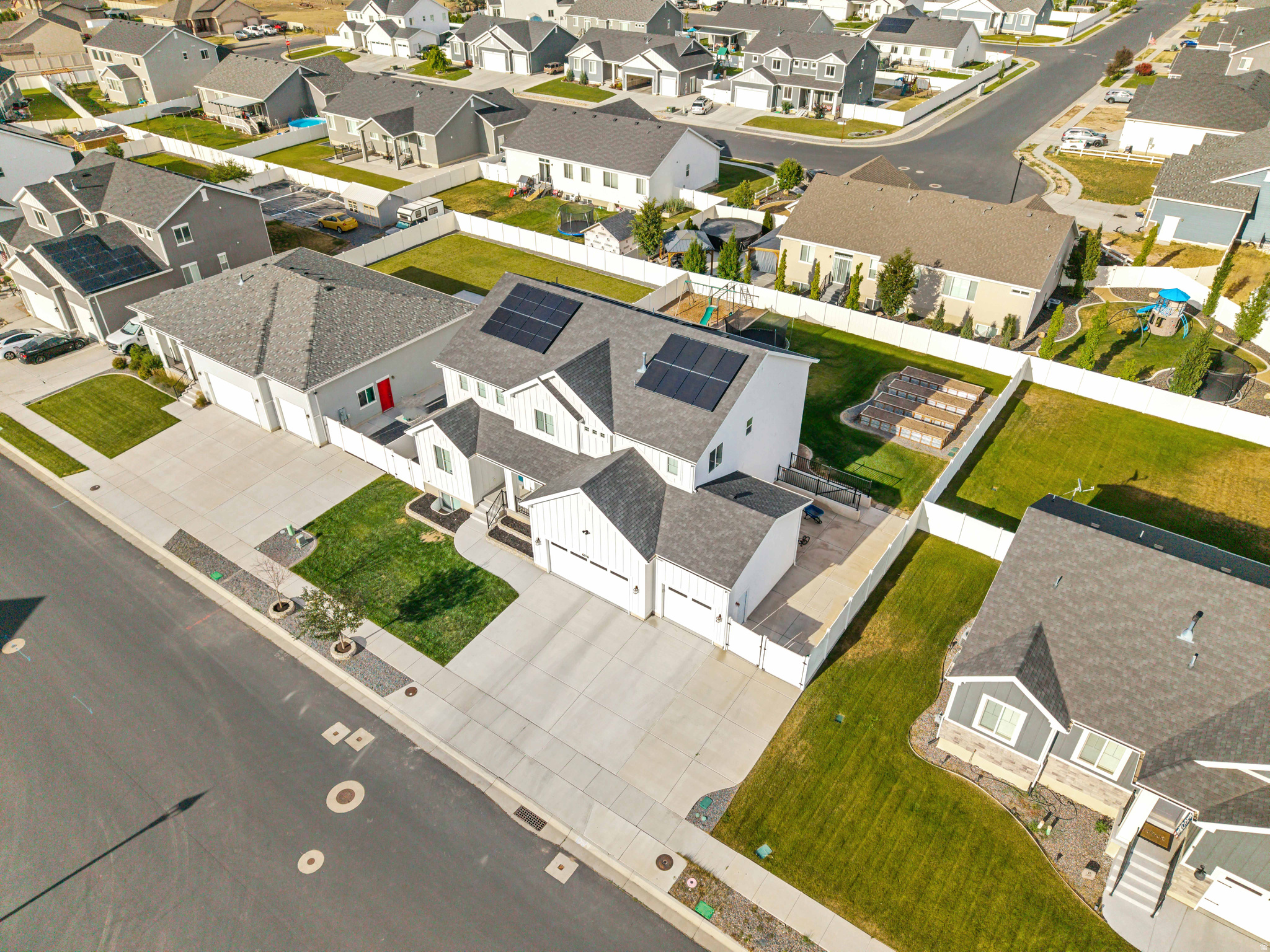 main property photo 57