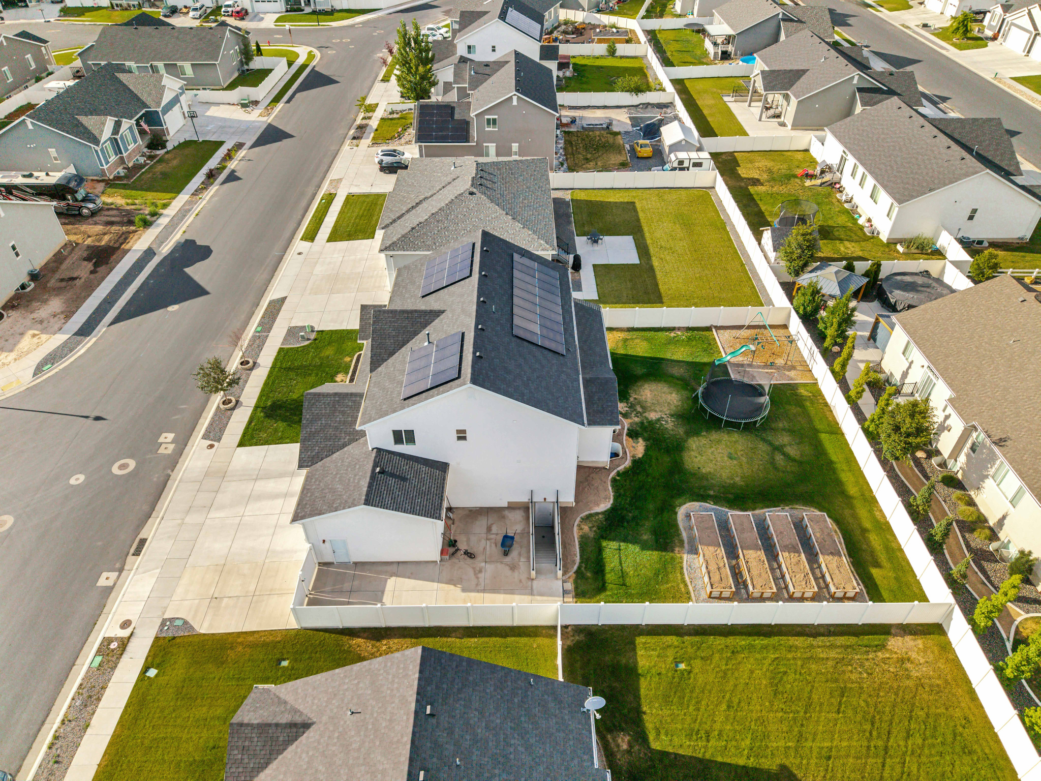 main property photo 58