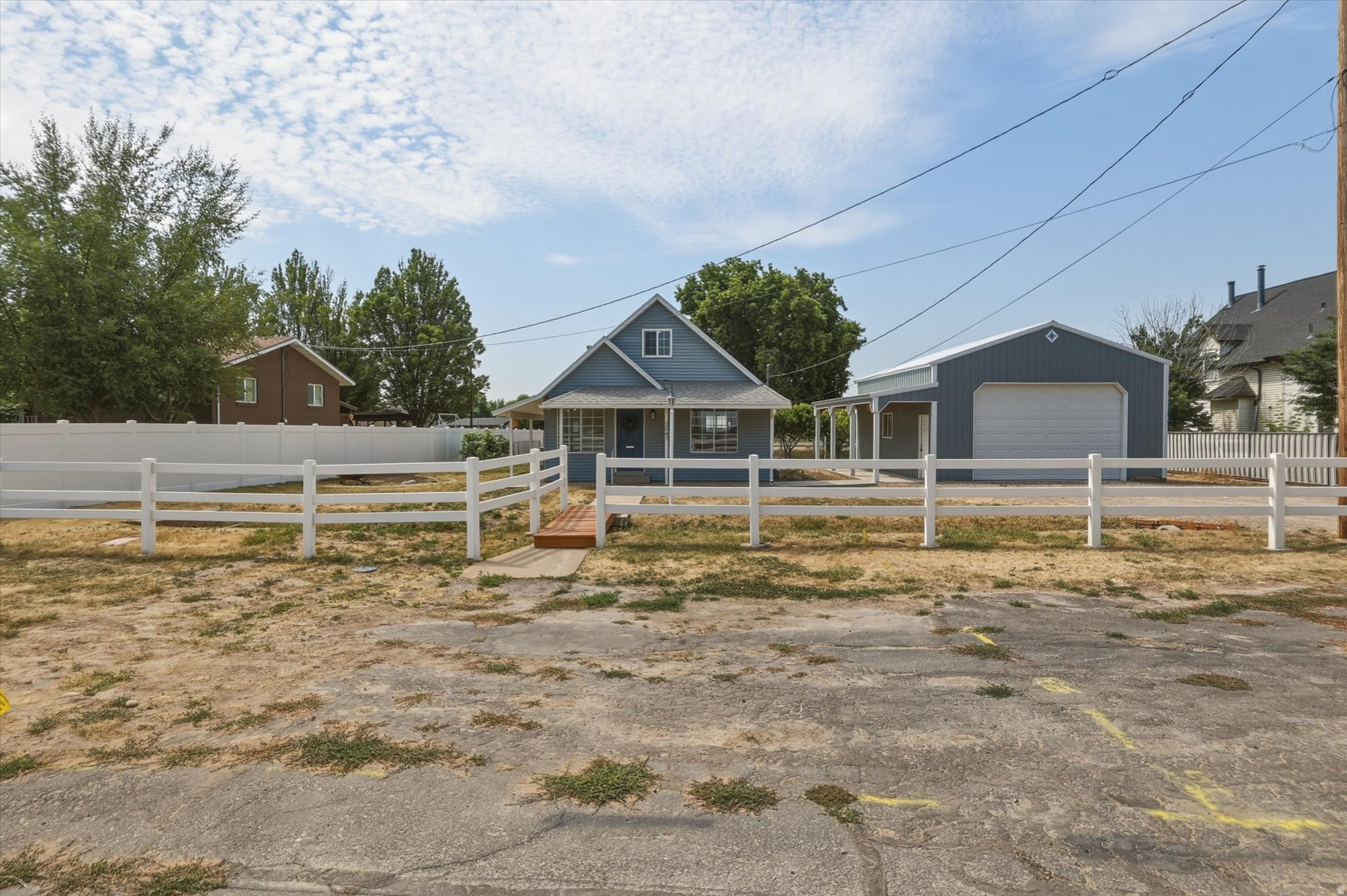 main property photo 19