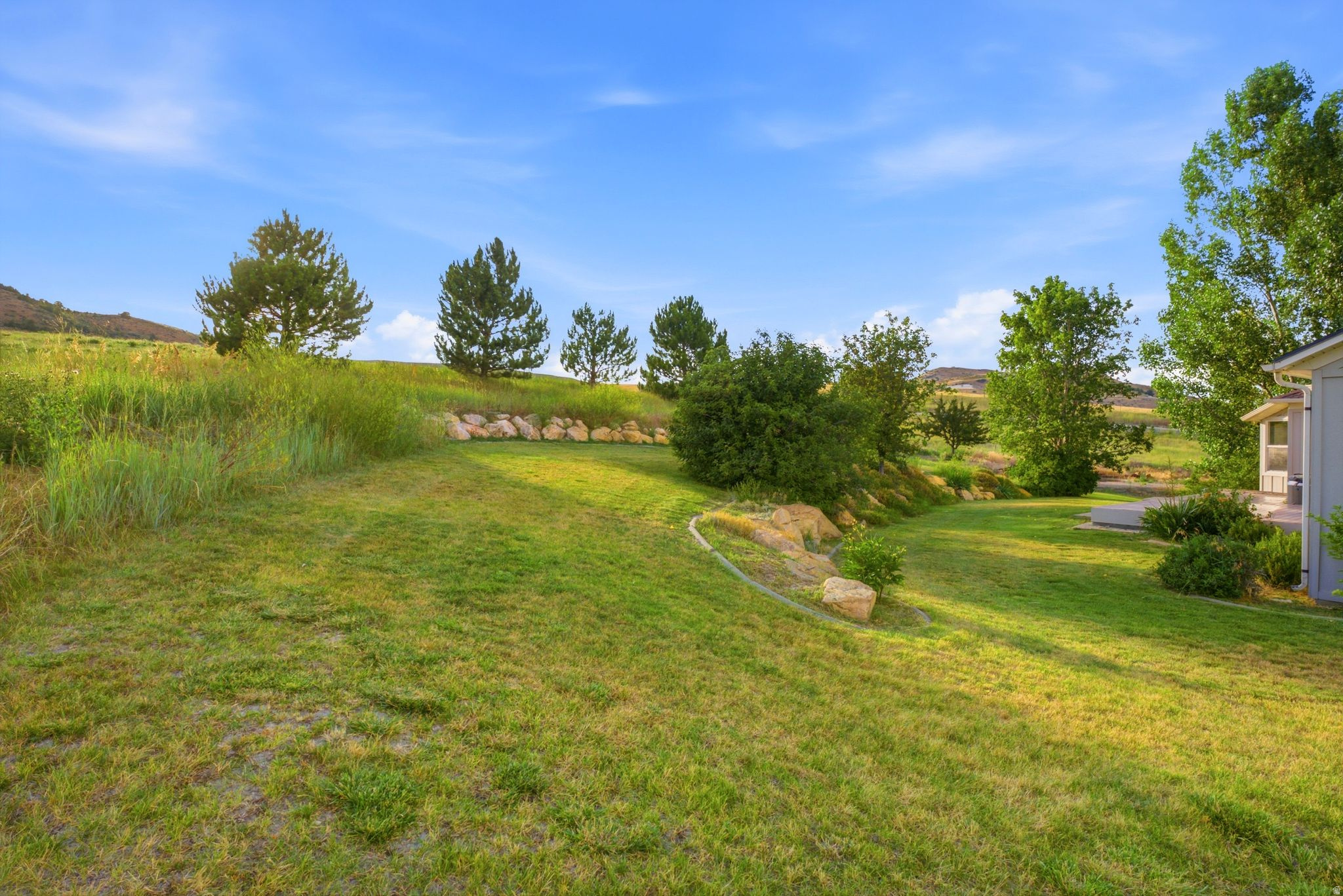 main property photo 13