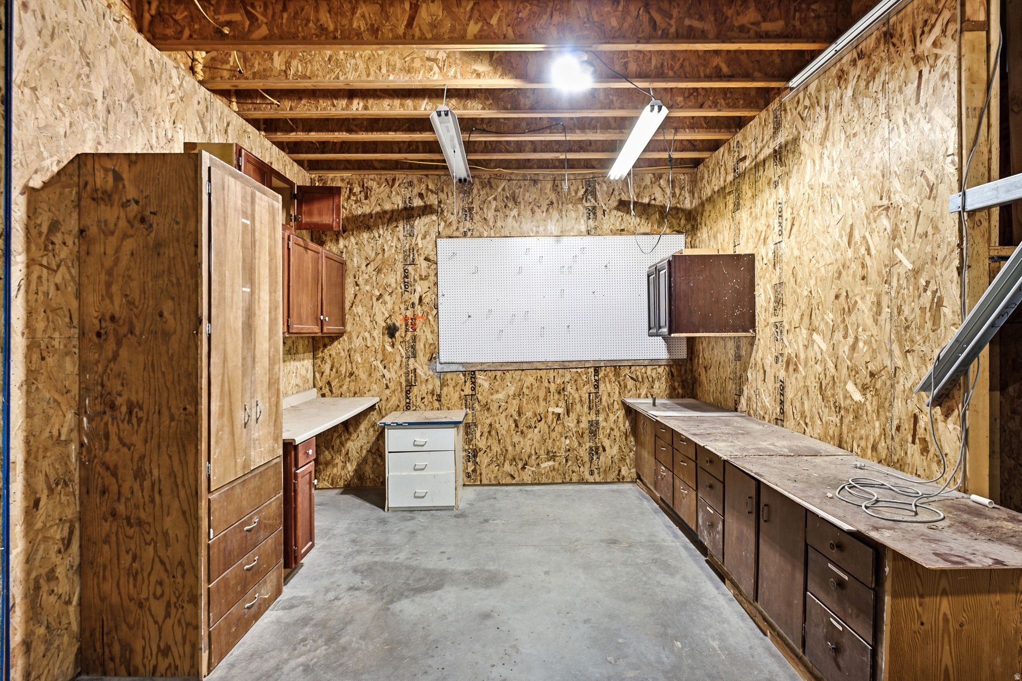 main property photo 68