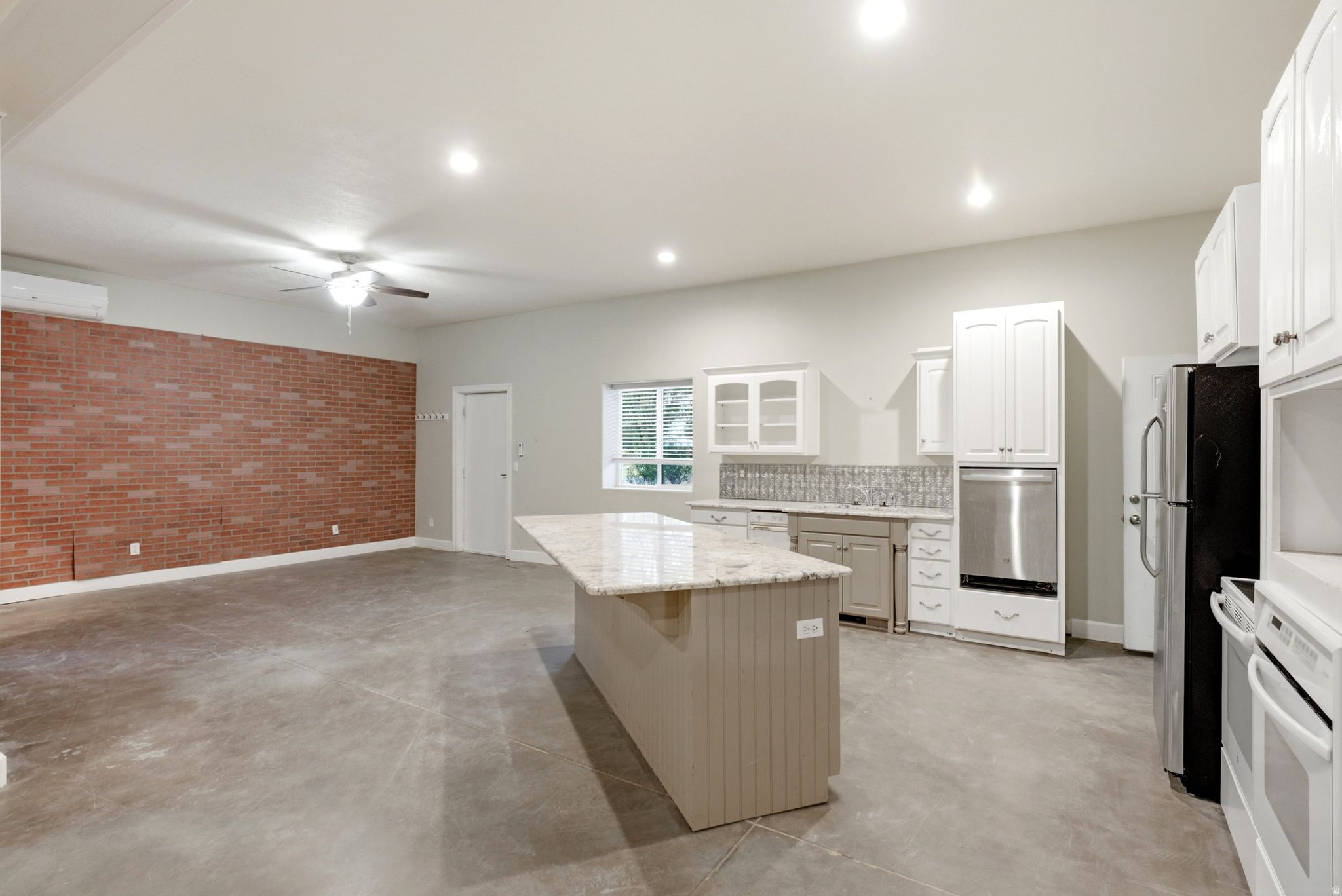 main property photo 72