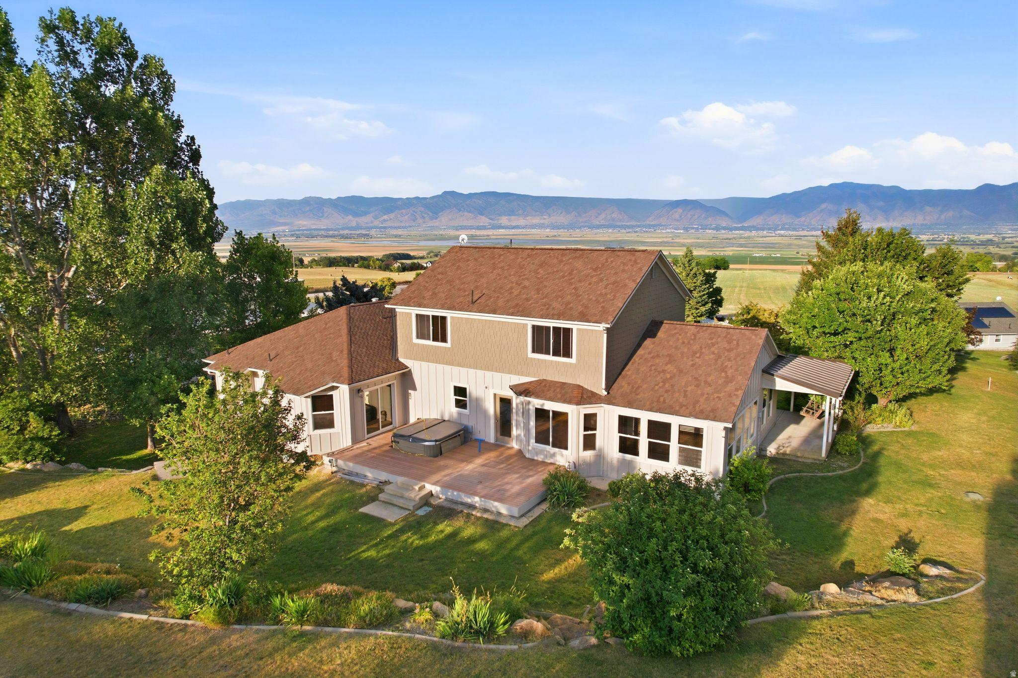 main property photo 94