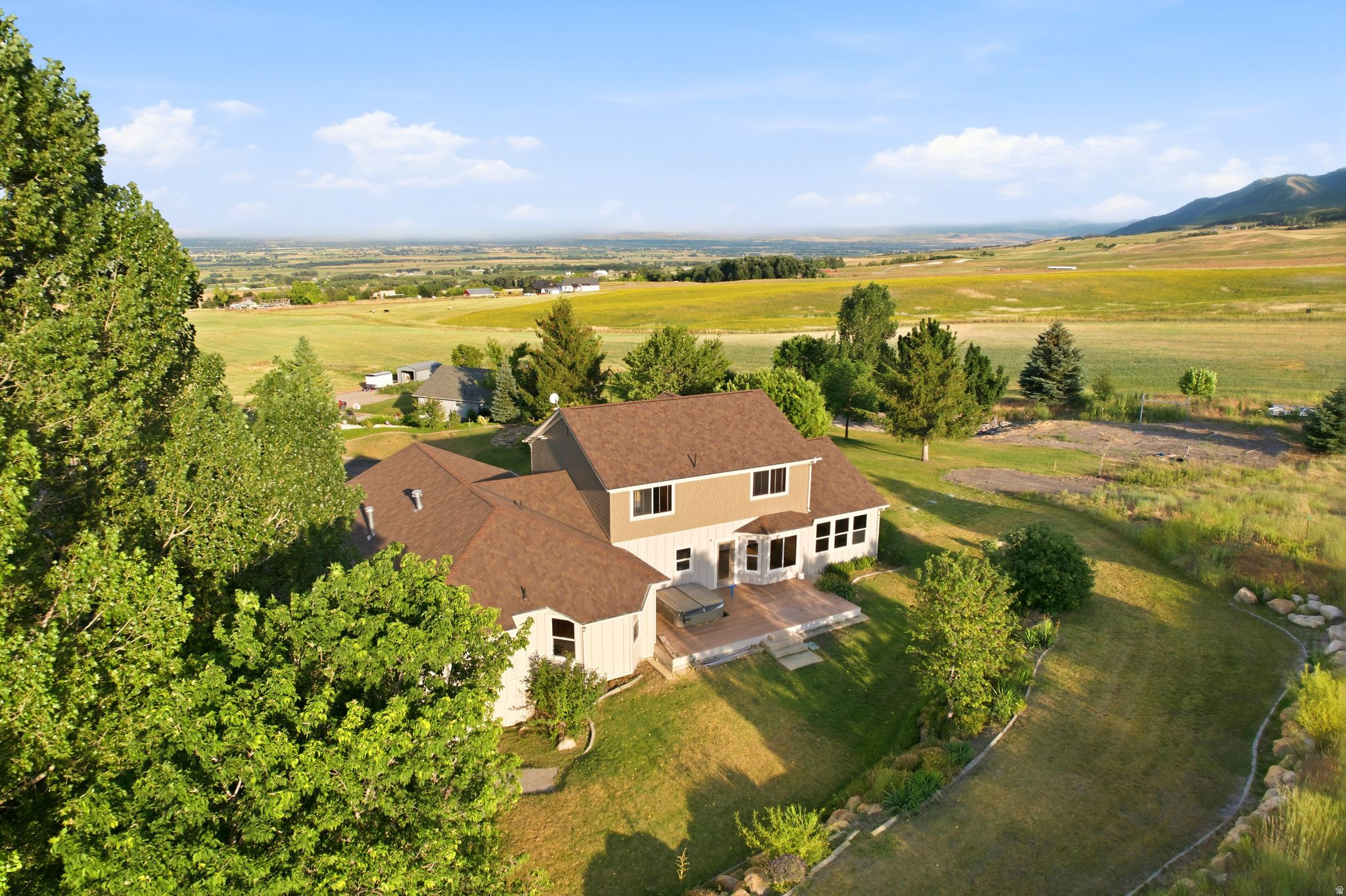 main property photo 96