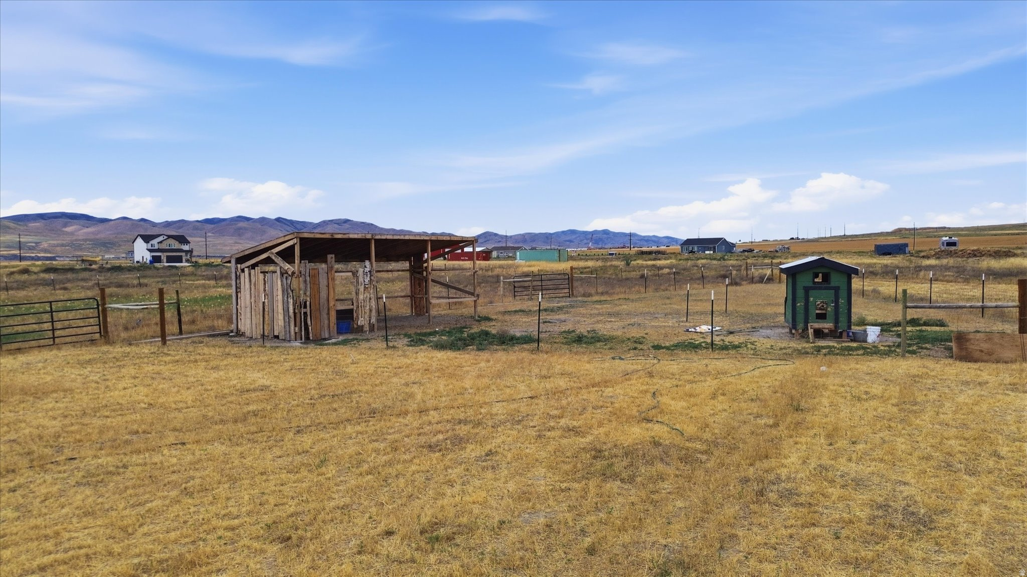 main property photo 16