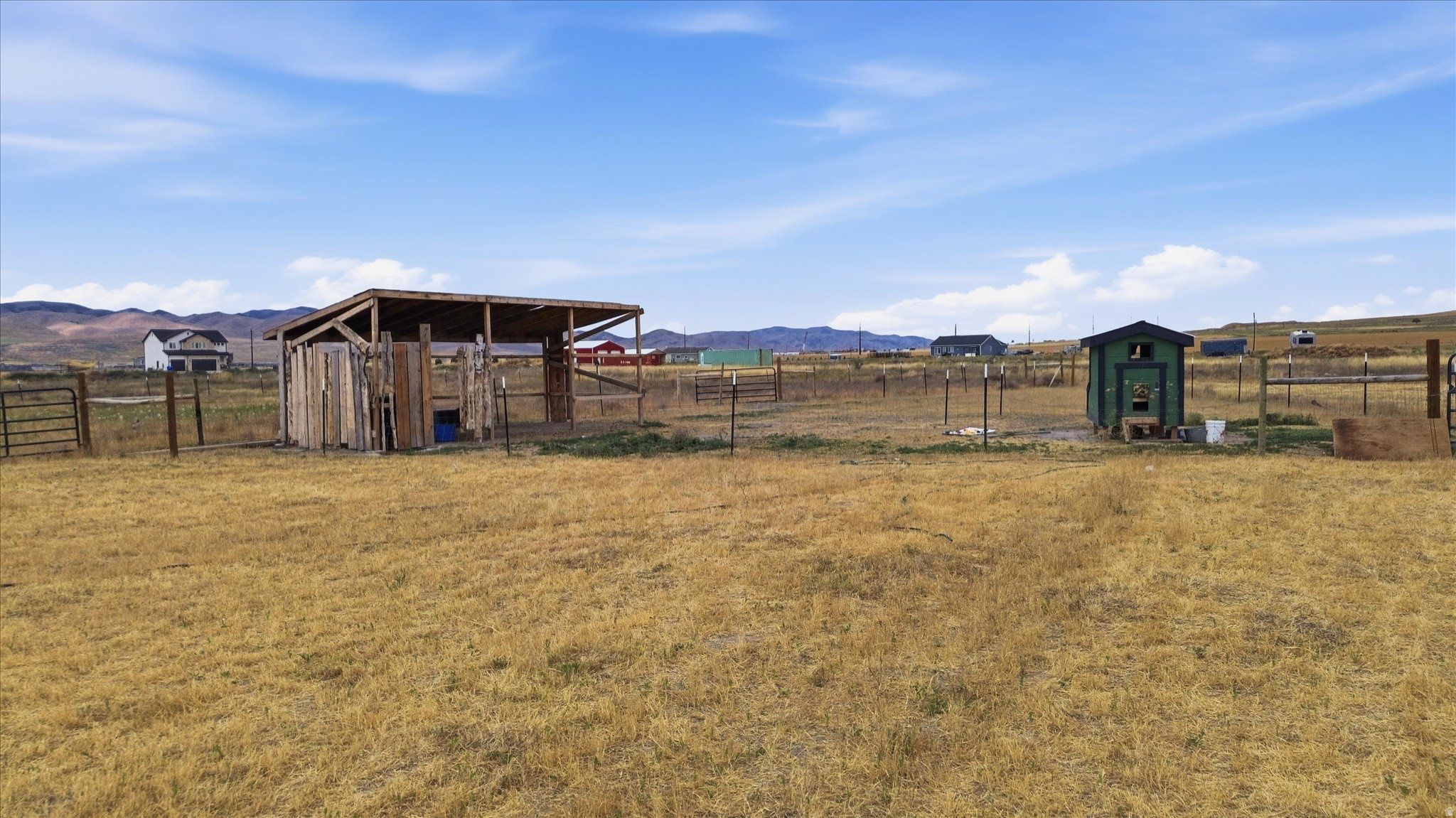 main property photo 17