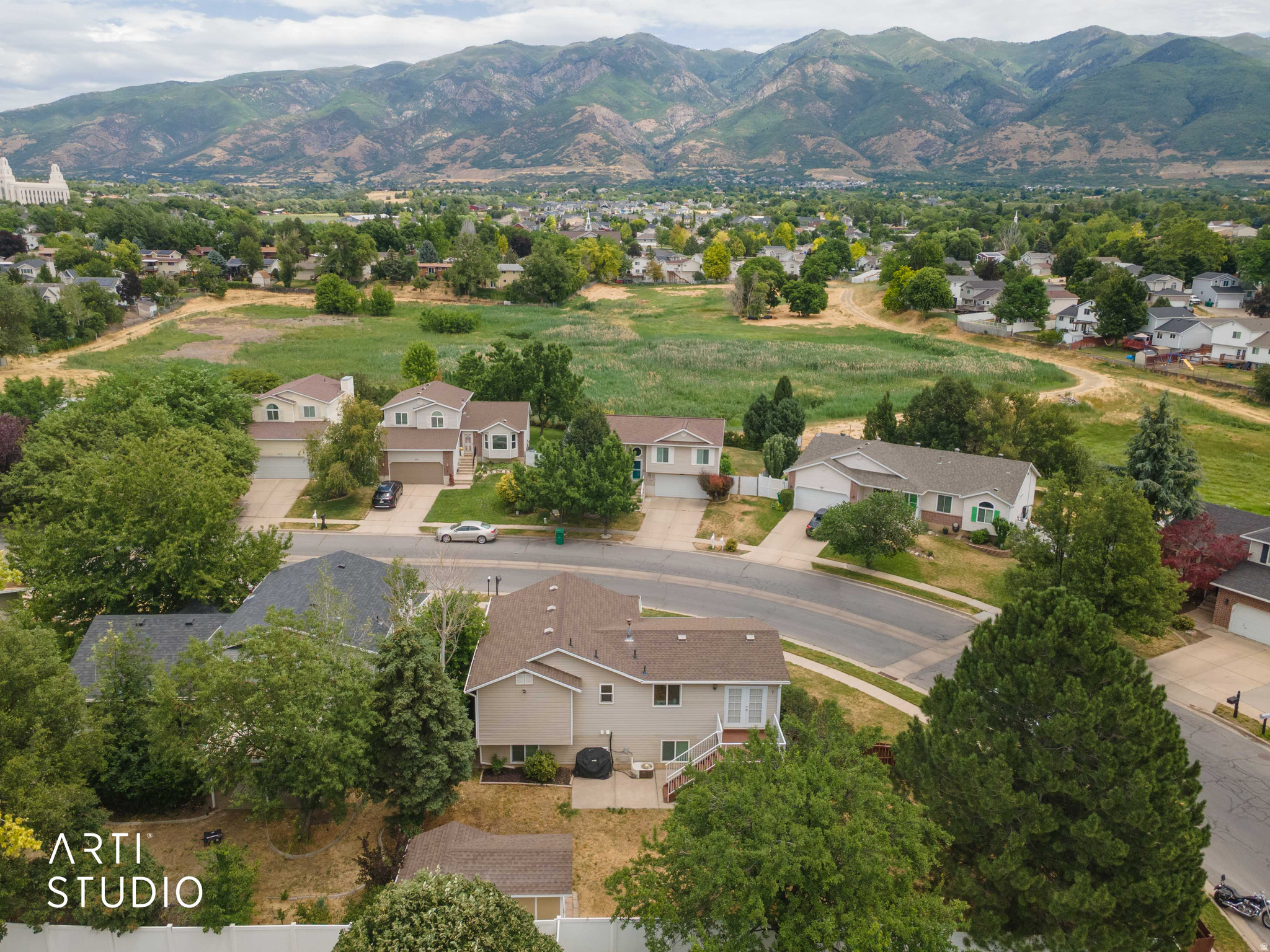 main property photo 37