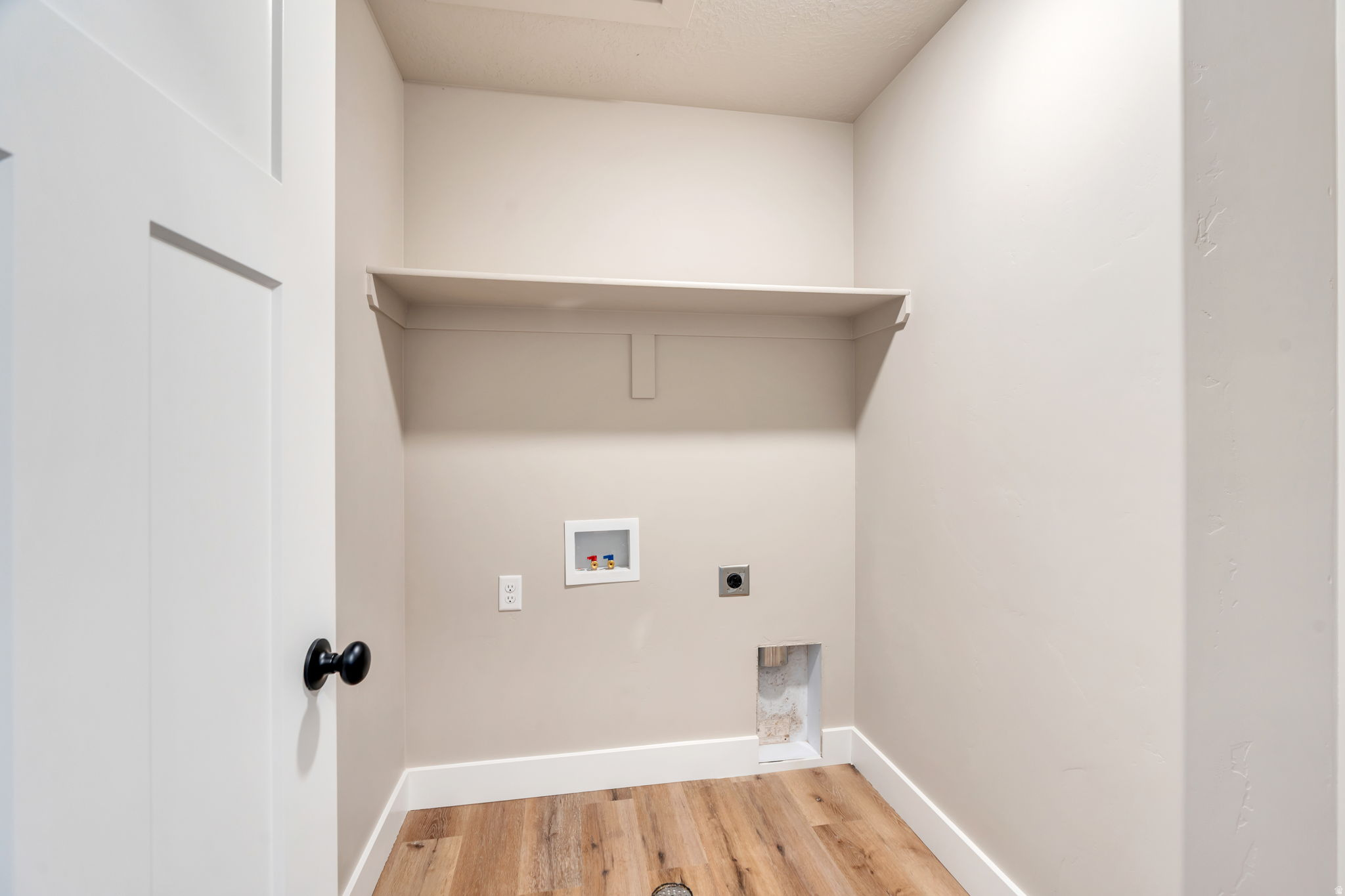 main property photo 12