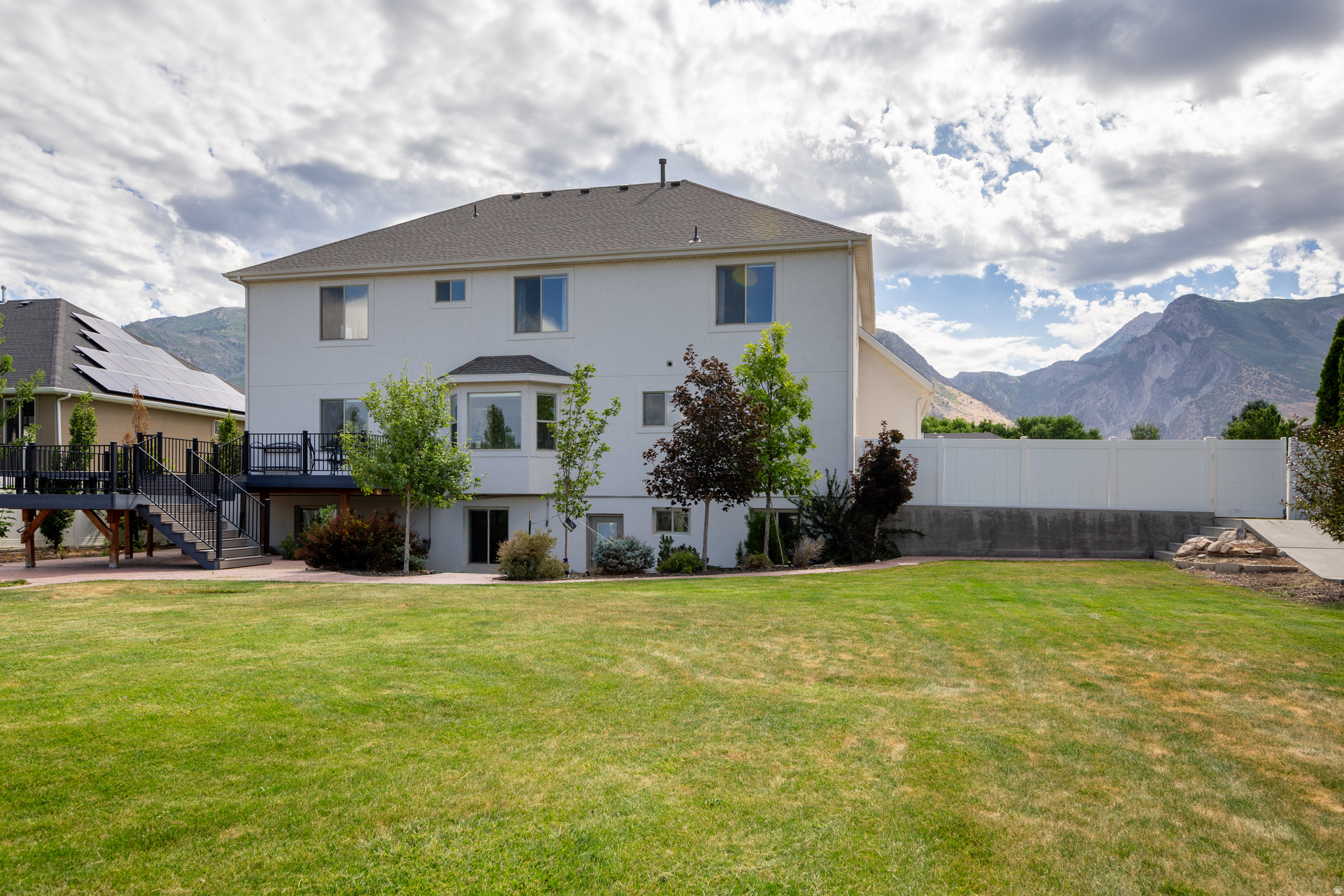 main property photo 60