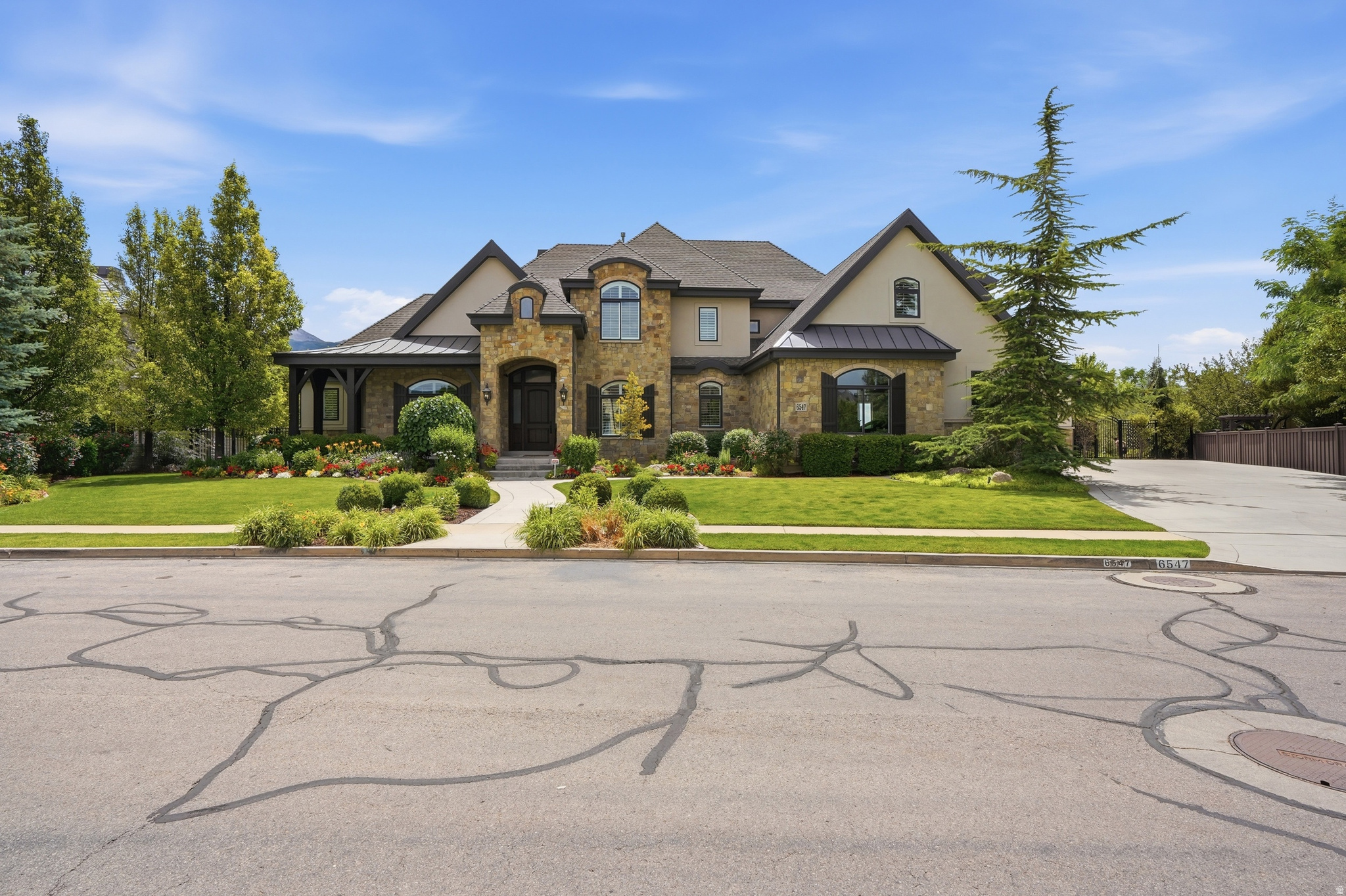 main property photo 74