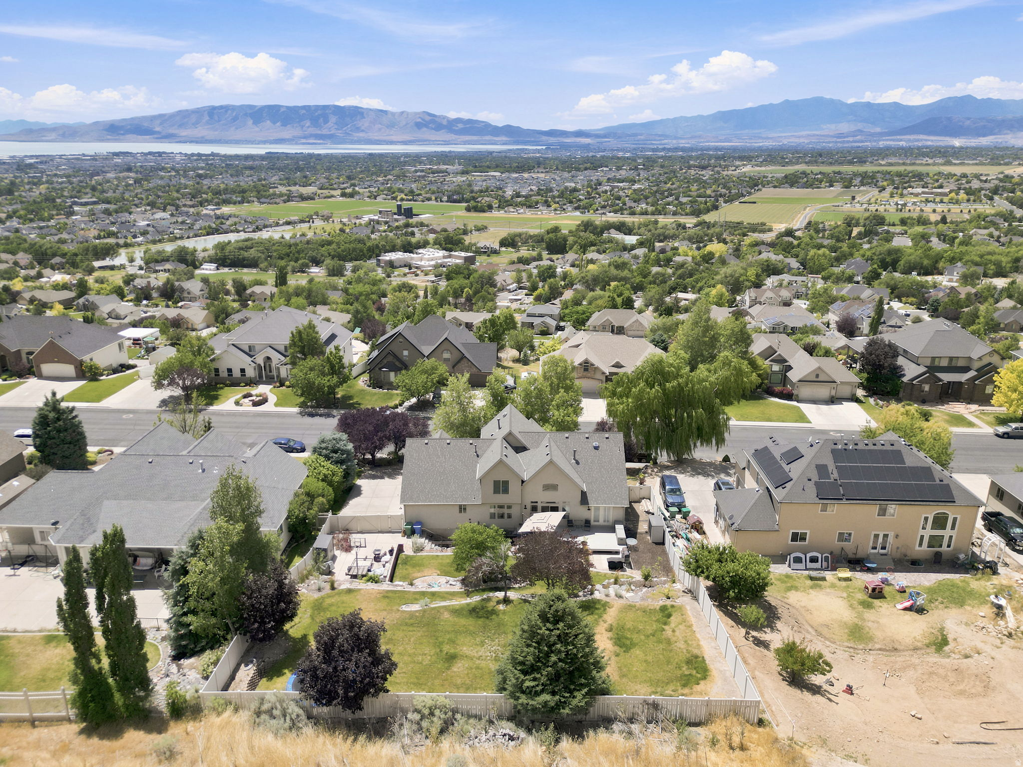 main property photo 46