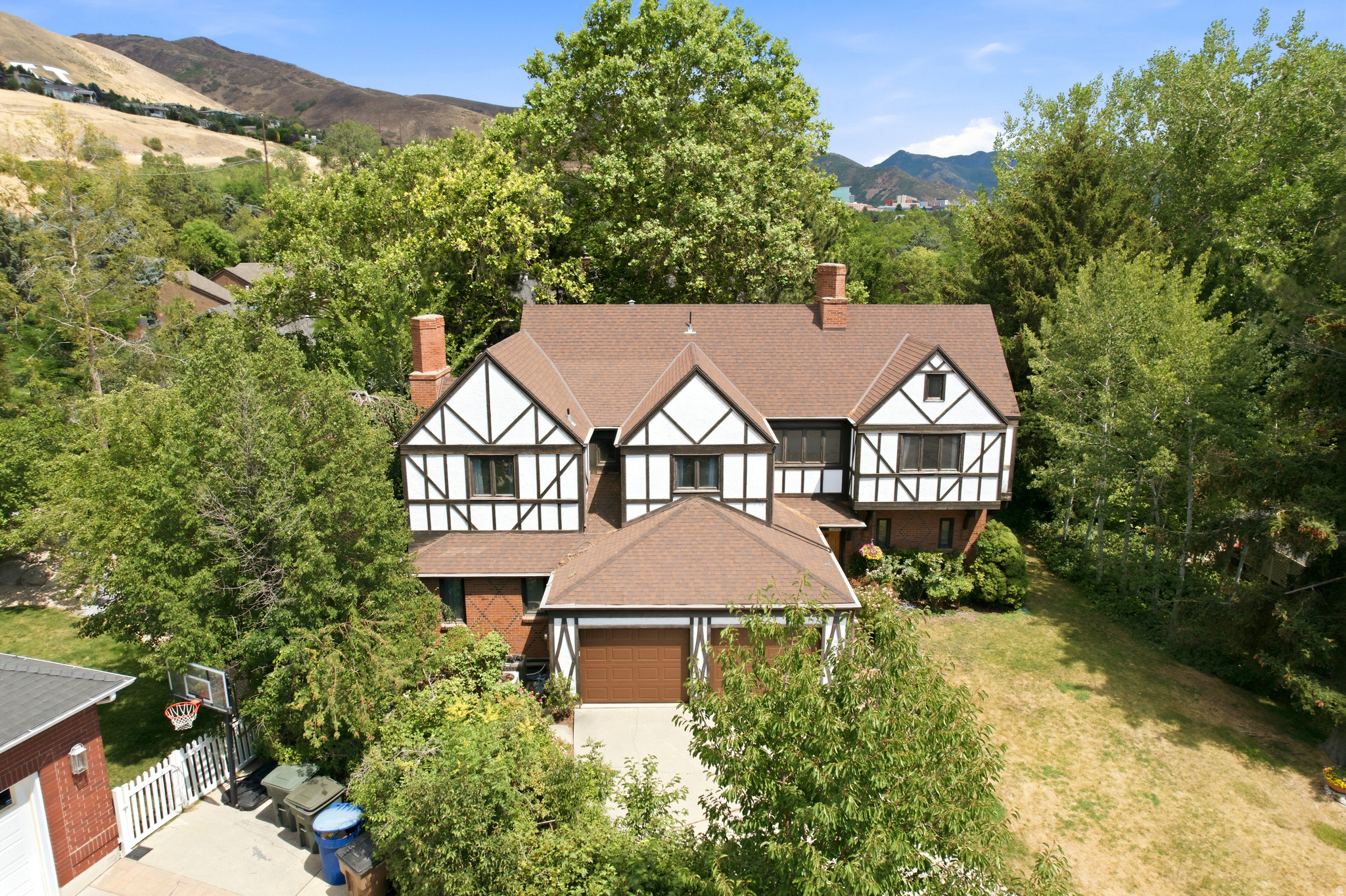 main property photo 54