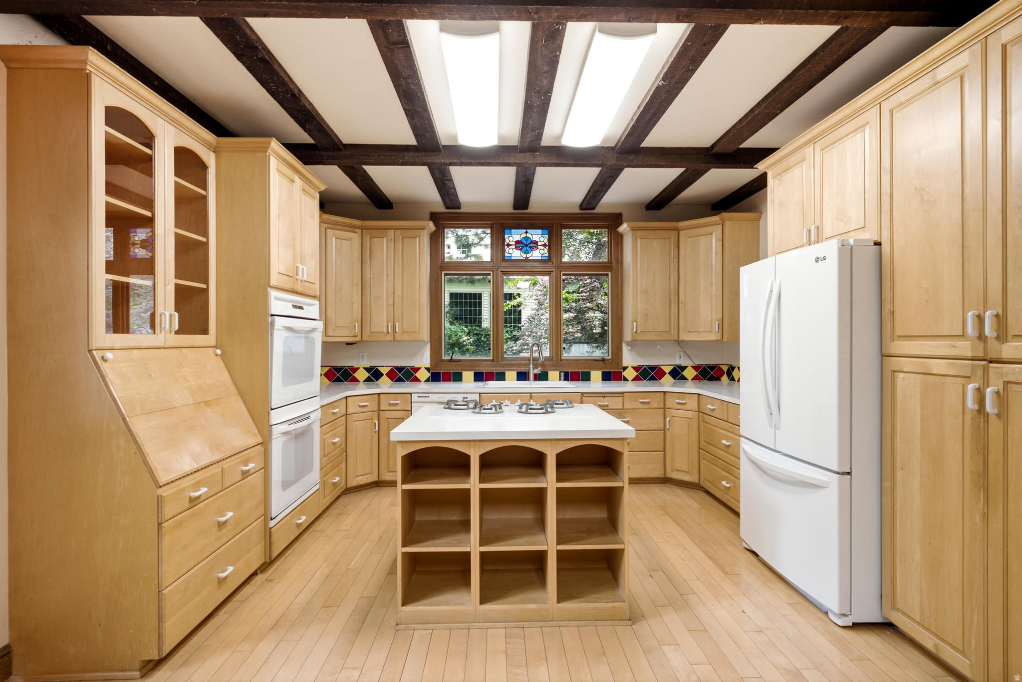 main property photo 7