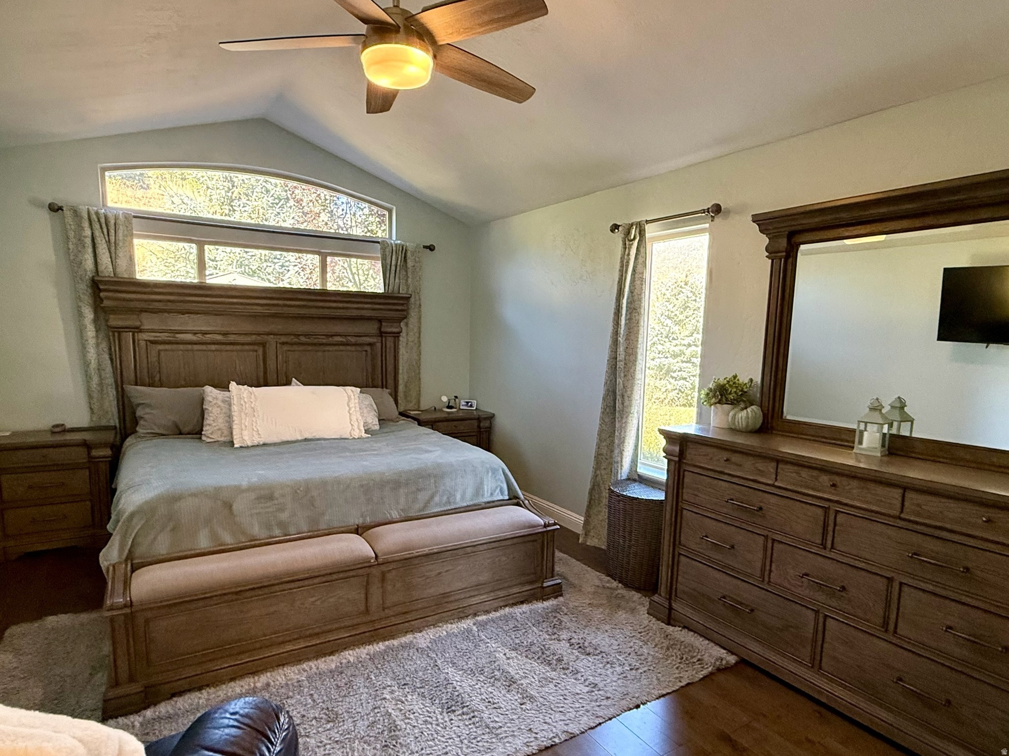 main property photo 24