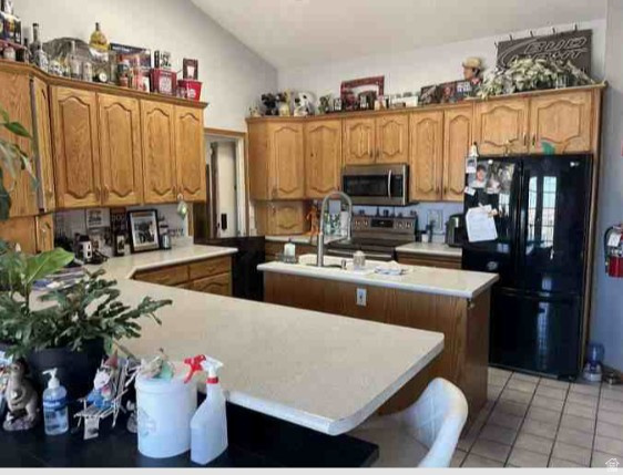 main property photo 8