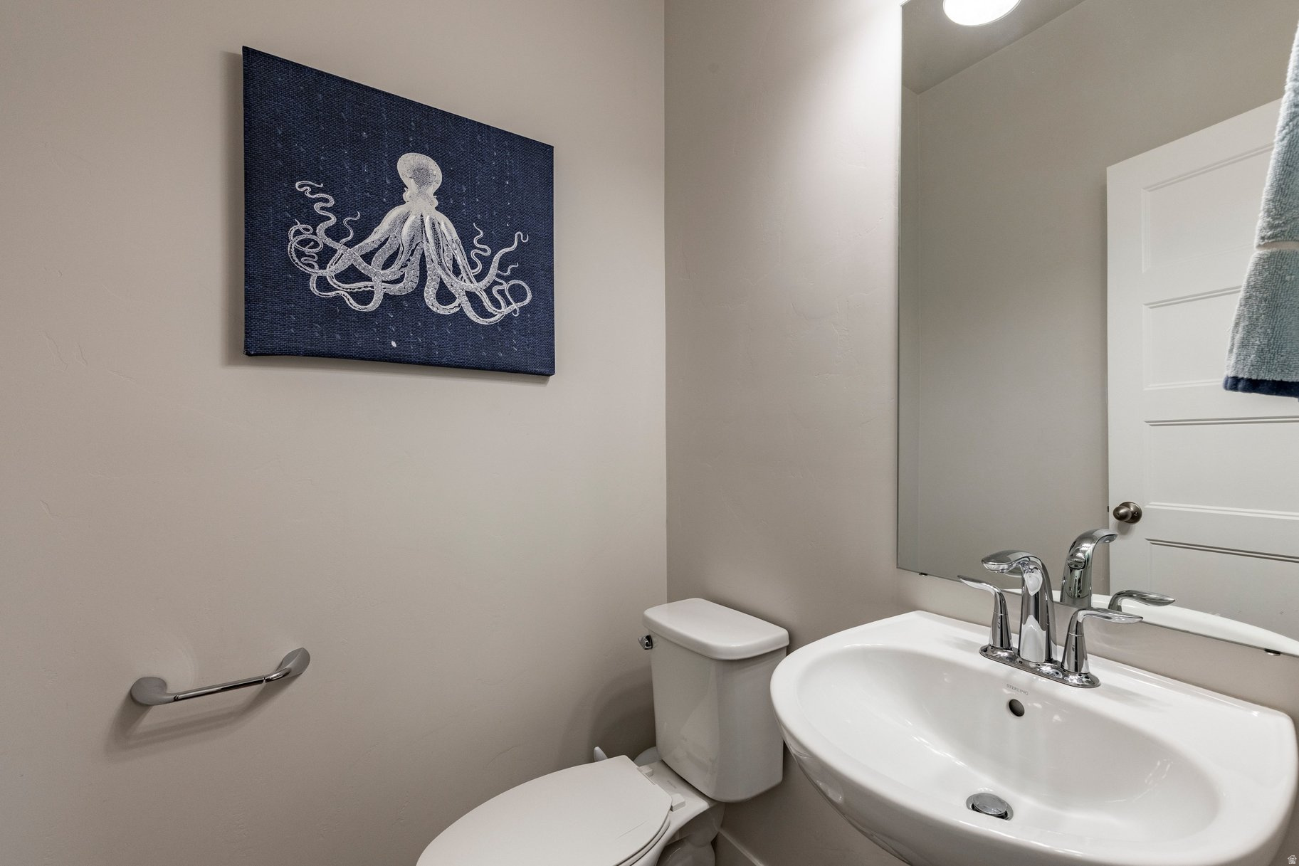 main property photo 12