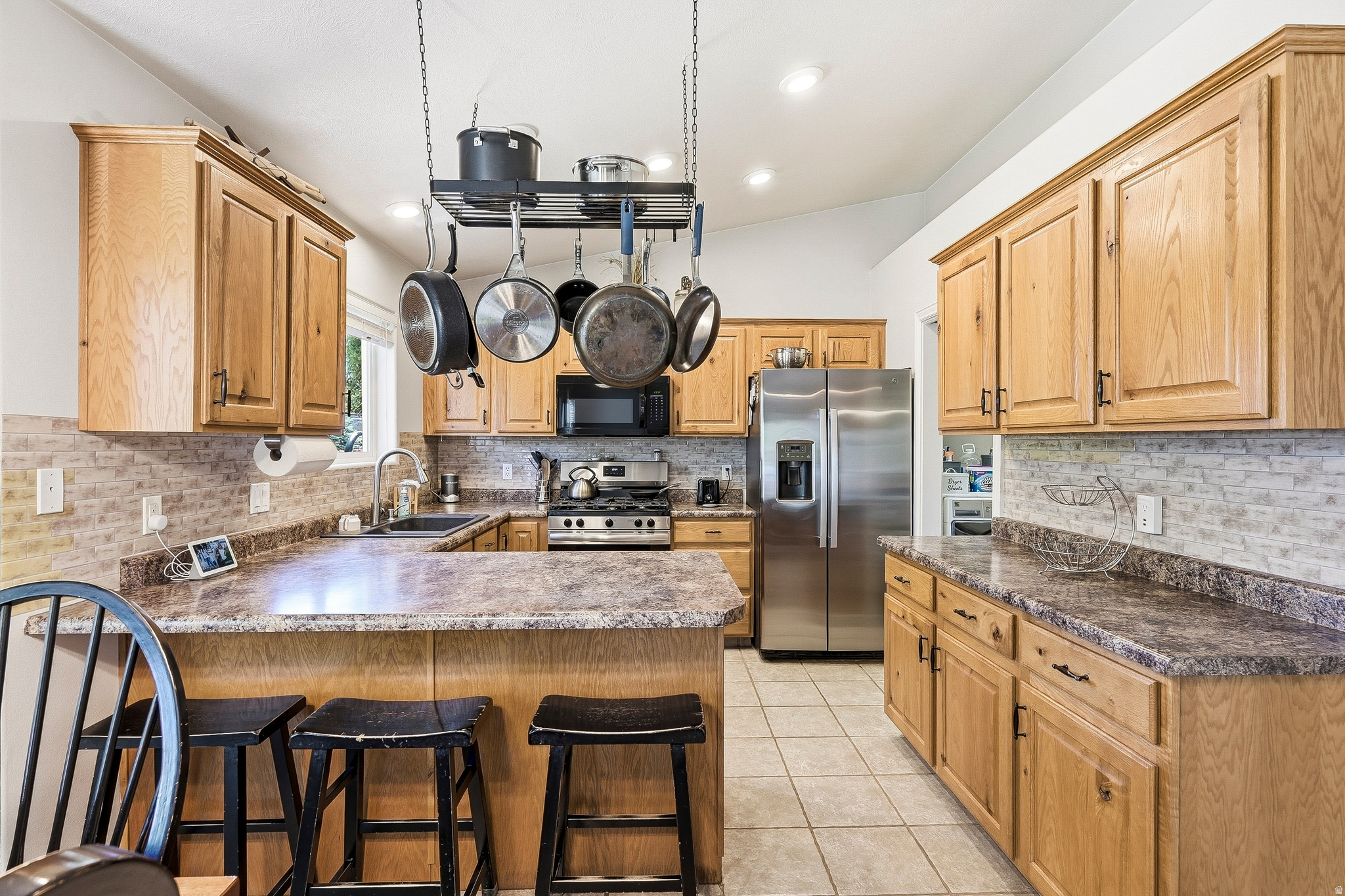 main property photo 10