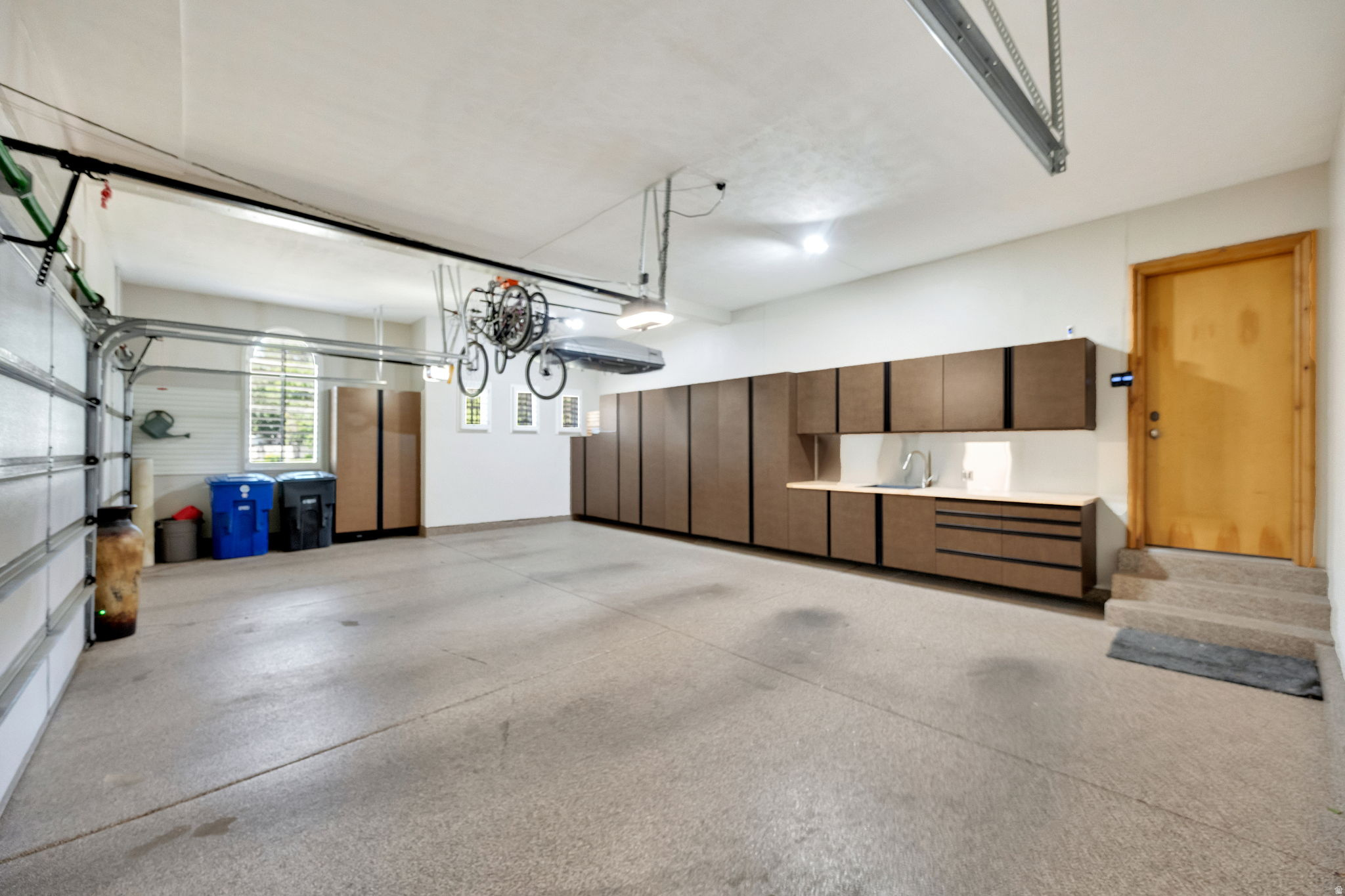 main property photo 68