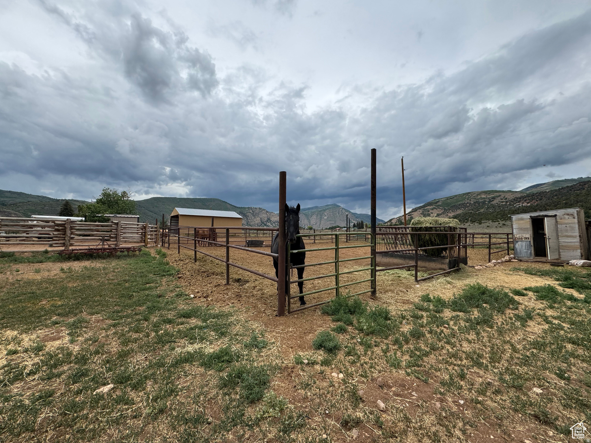 main property photo 35
