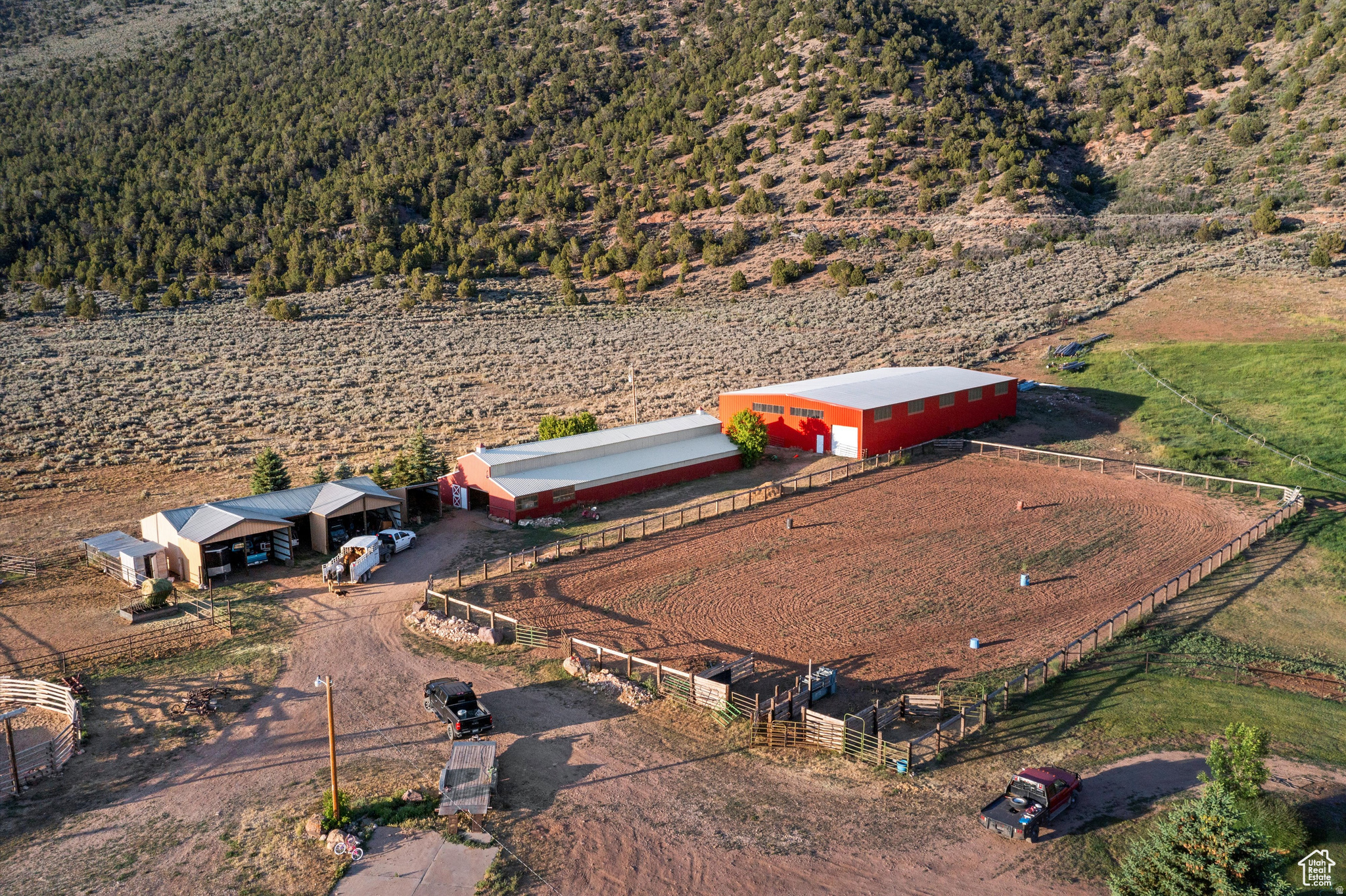 main property photo 40