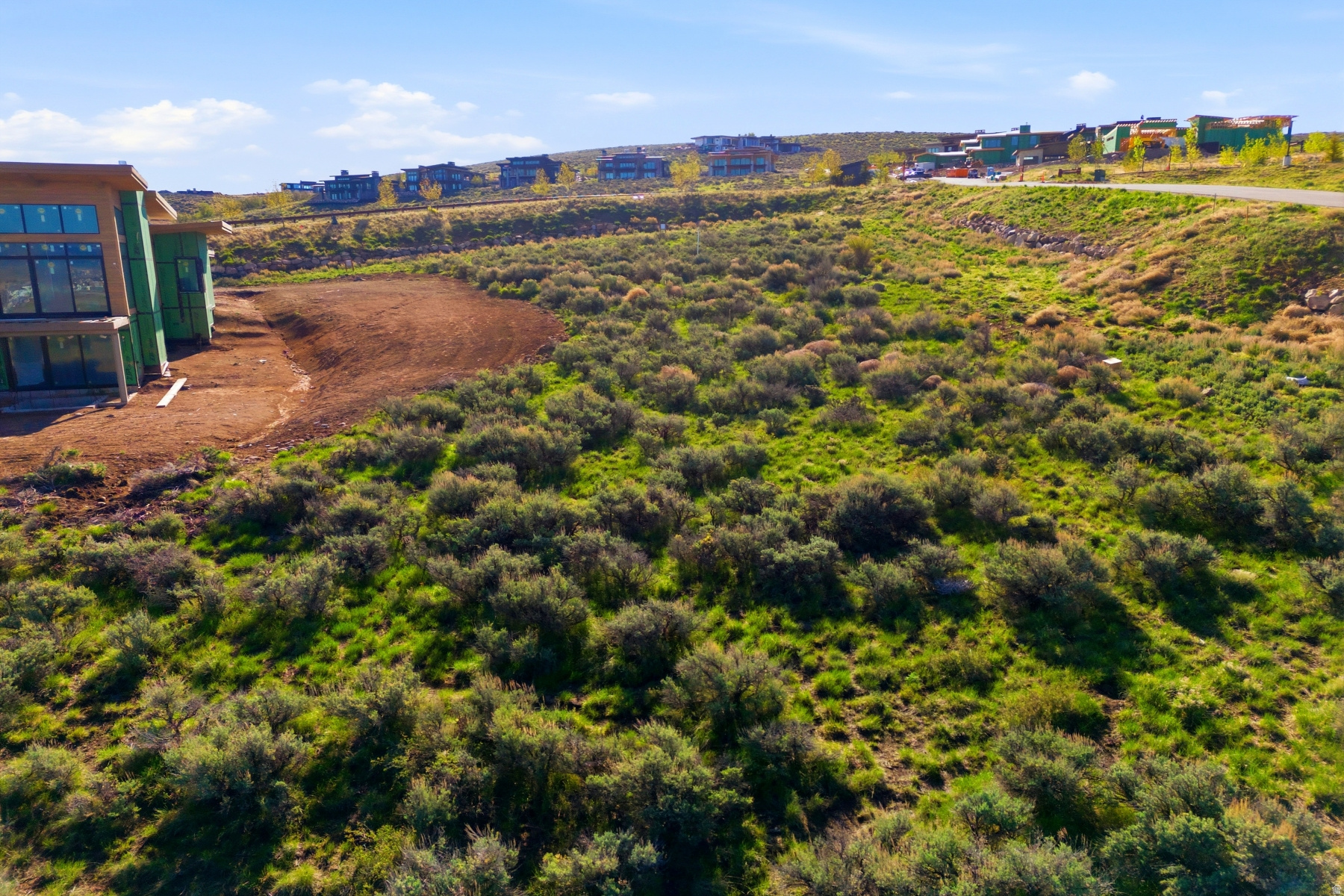 main property photo 16