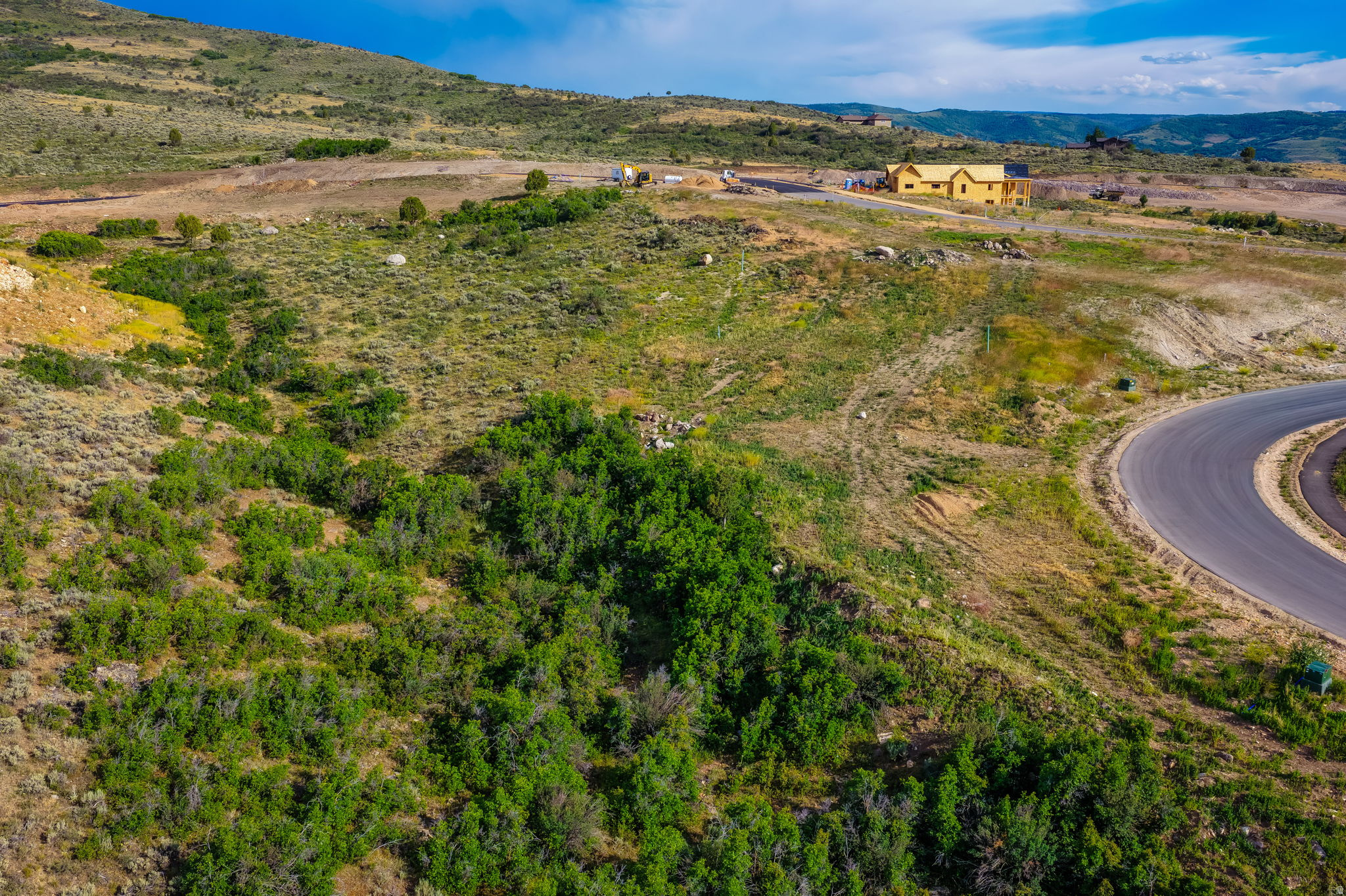 main property photo 19