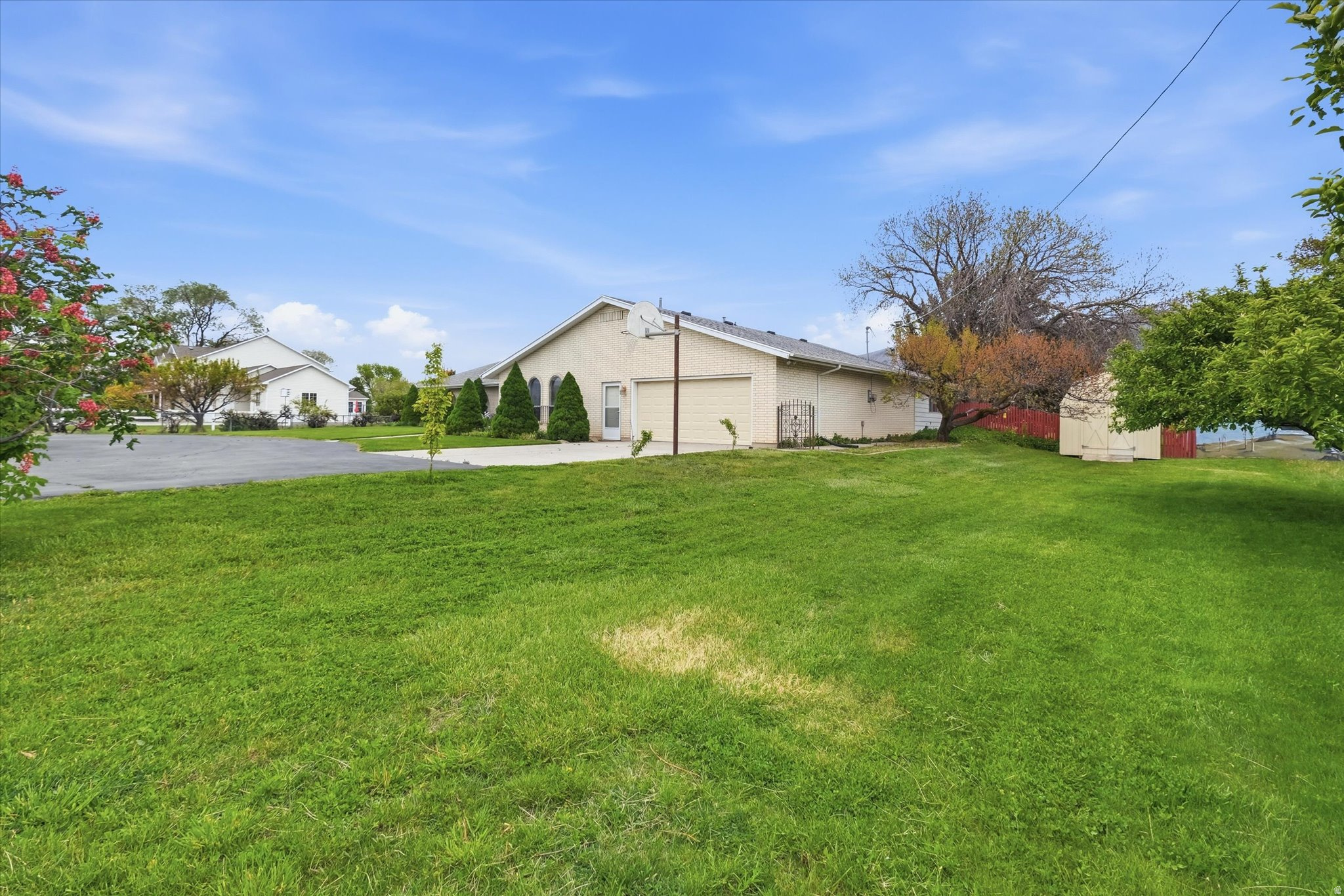main property photo 49