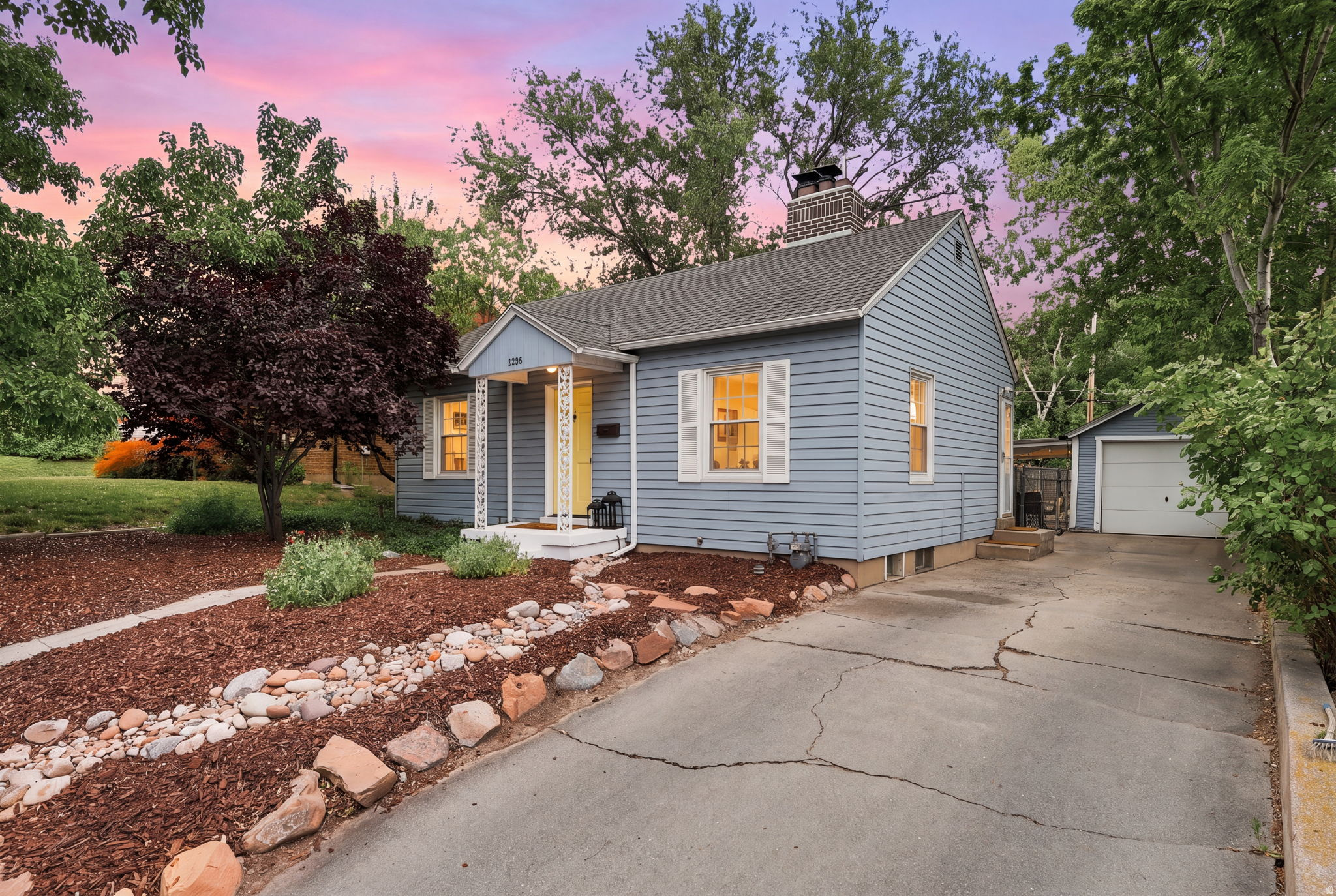 main property photo 28