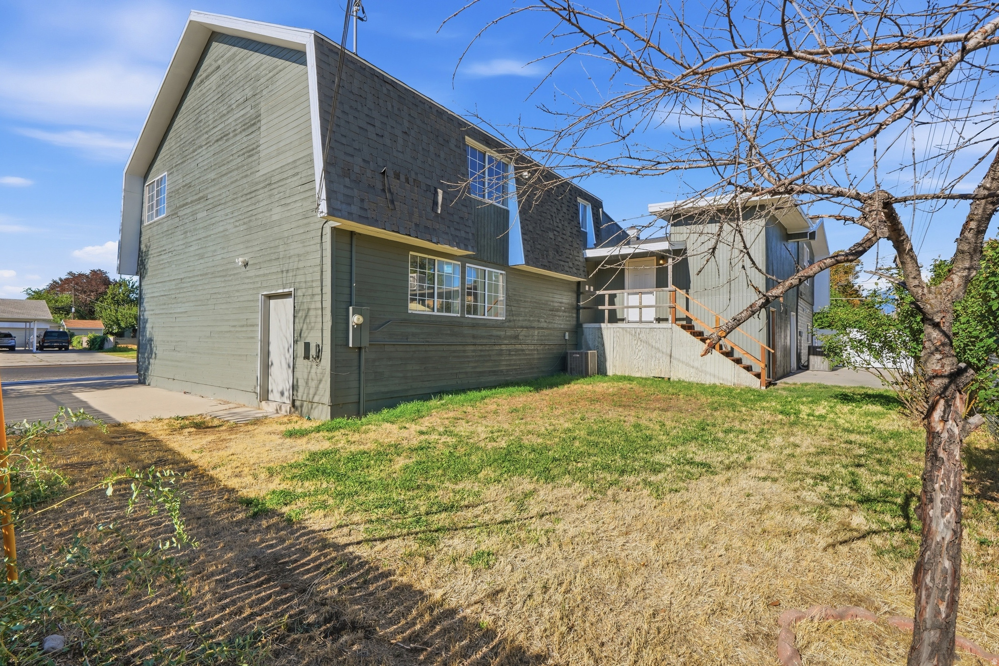 main property photo 45