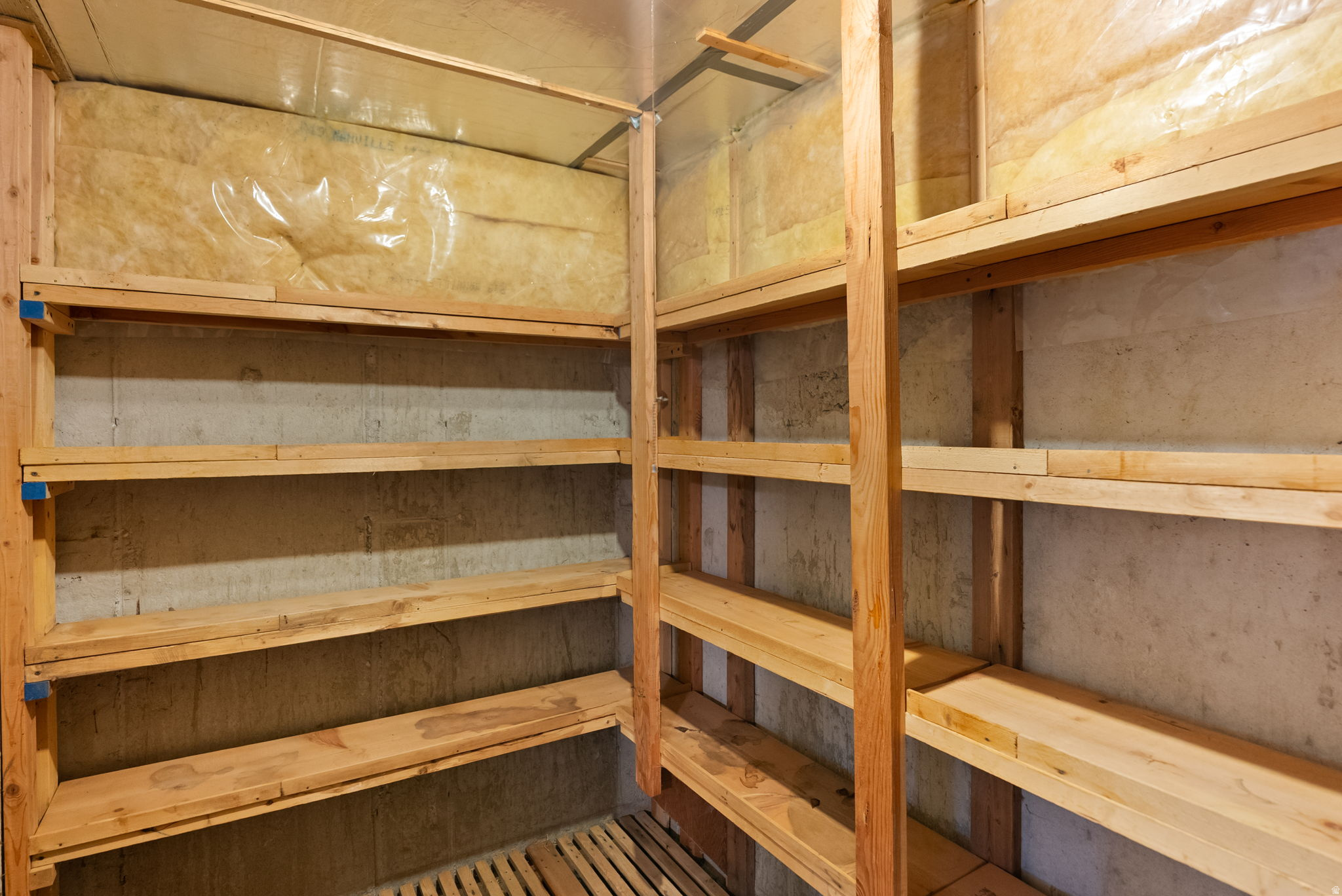 main property photo 45